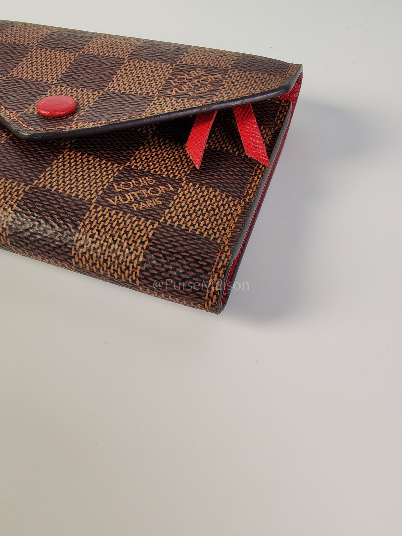 Victorine Wallet in Damier Ebene Canvas and Red Interior (Date Code: MI0241) | Purse Maison Luxury Bags Shop