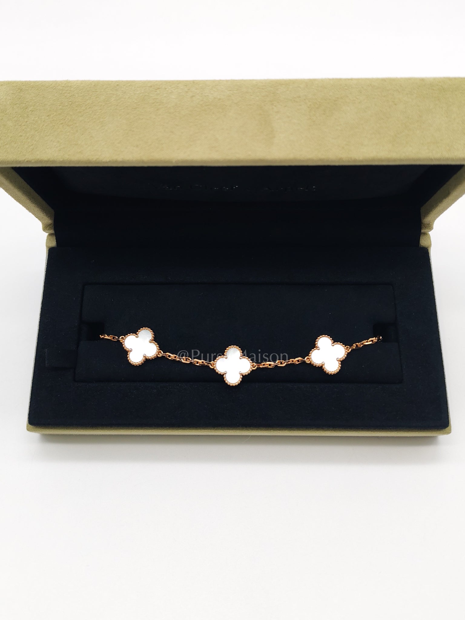 Vintage Alhambra 5 Motif Bracelet White Mother of Pearl Yellow Gold Year 2024 | Purse Maison Luxury Bags Shop