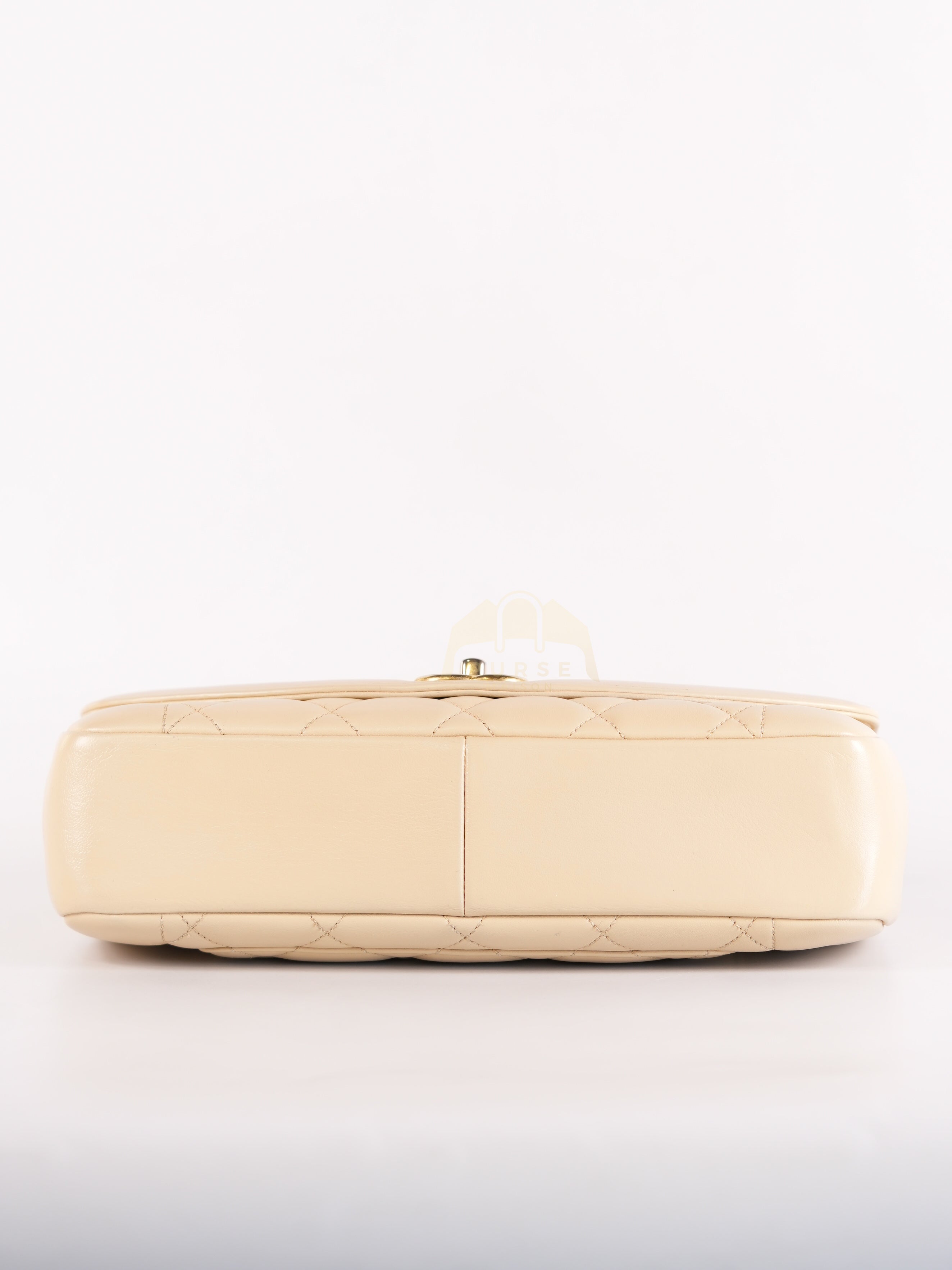 Vintage Diana Medium in Beige Calfskin Leather and Gold Hardware Series 20 | Purse Maison Luxury Bags Shop