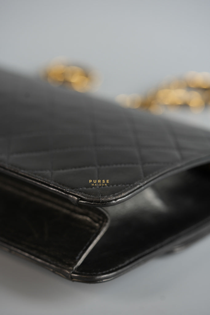 Vintage Flap Bag Black Lambskin Leather and 24k Gold Hardware Series 5 | Purse Maison Luxury Bags Shop