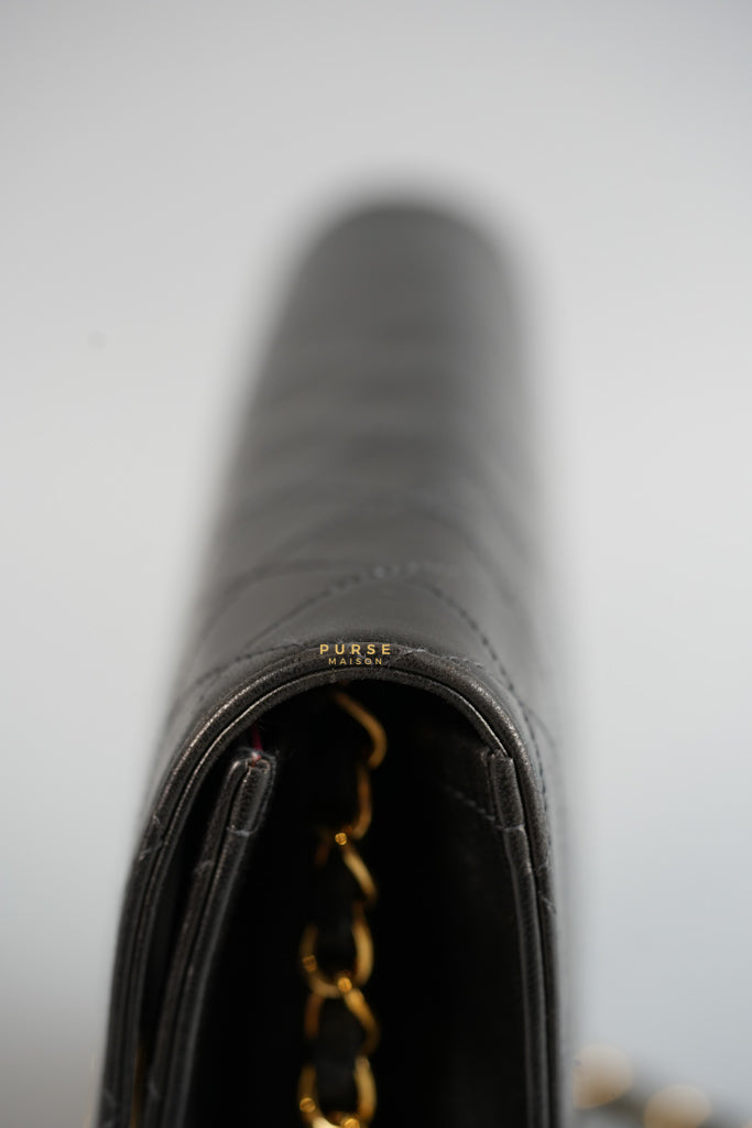 Vintage Flap Bag Black Lambskin Leather and 24k Gold Hardware Series 5 | Purse Maison Luxury Bags Shop