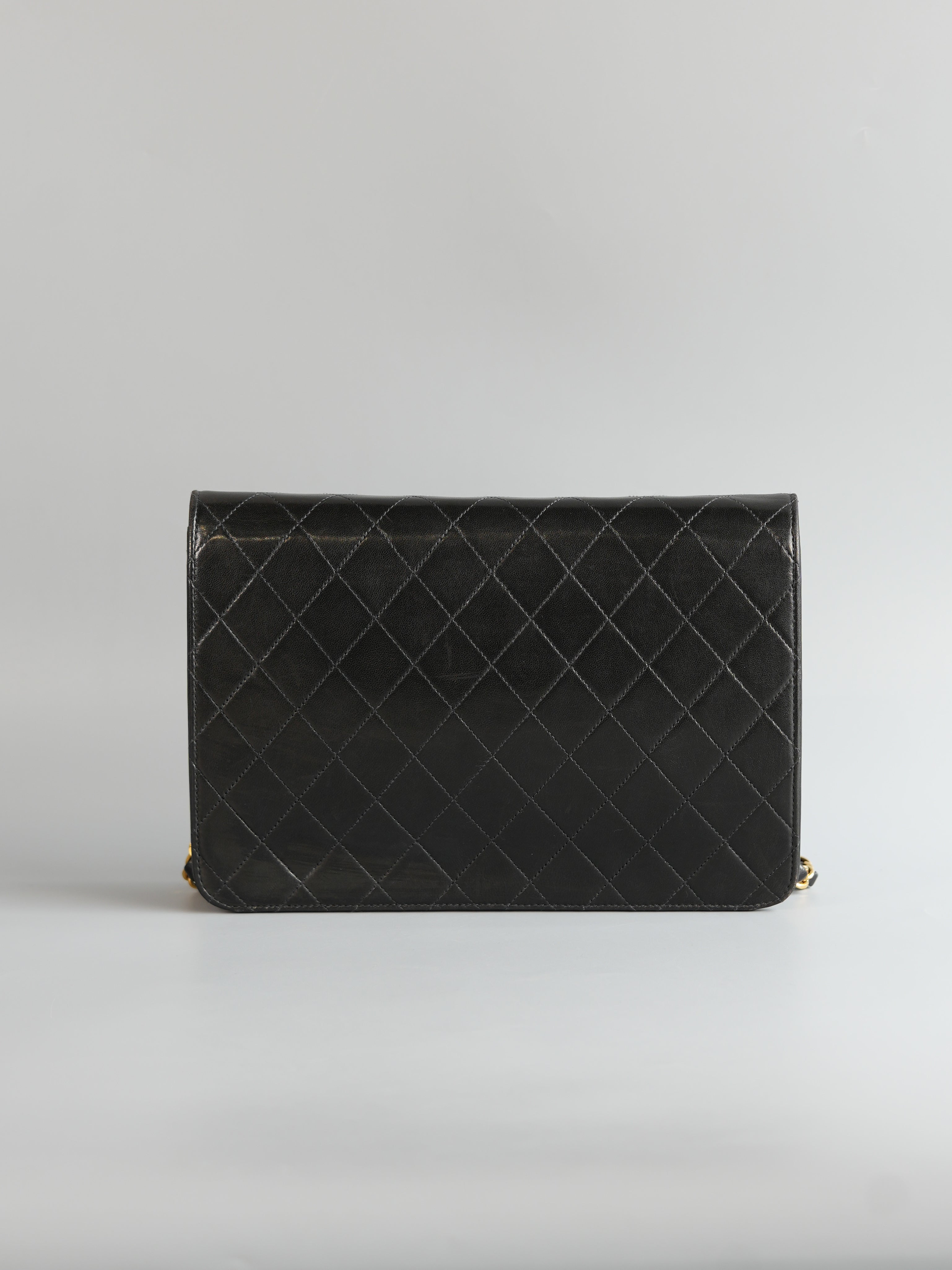 Vintage Flap Bag Black Lambskin Leather and 24k Gold Hardware Series 5 | Purse Maison Luxury Bags Shop