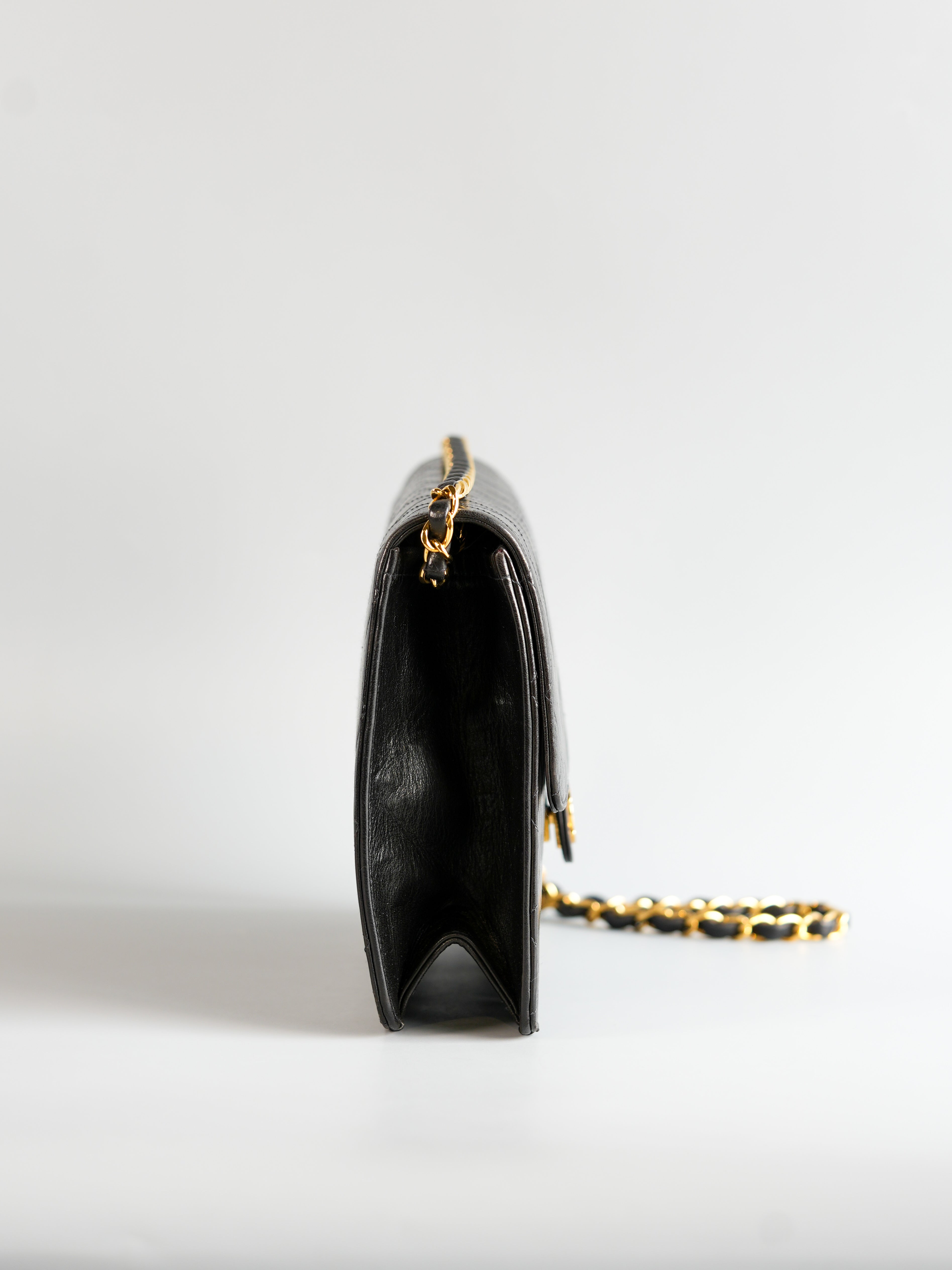 Vintage Flap Bag Black Lambskin Leather and 24k Gold Hardware Series 5 | Purse Maison Luxury Bags Shop