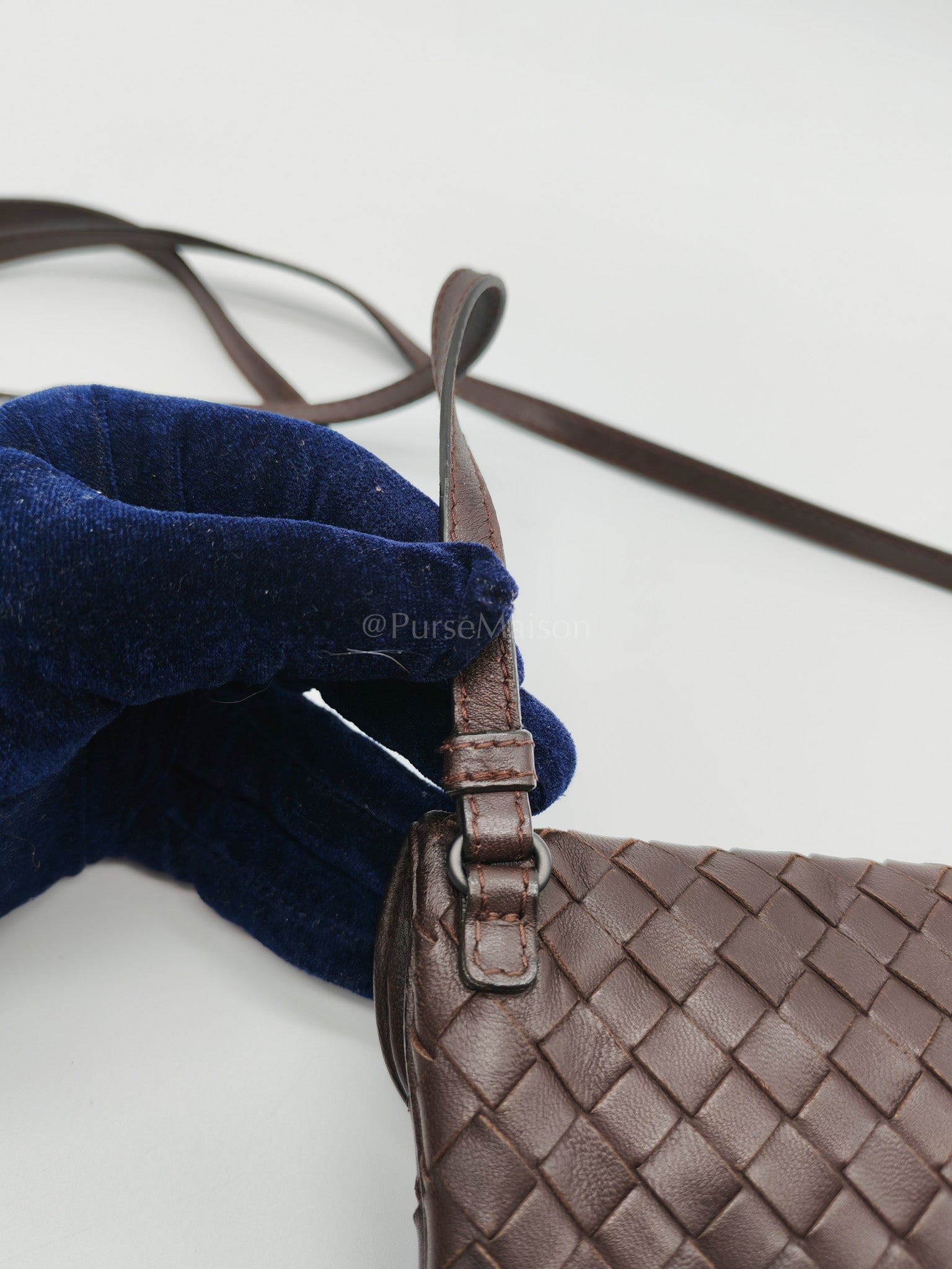Vintage Intrecciatio Fondant/Dark Brown Nappa Leather Sling Bag | Purse Maison Luxury Bags Shop