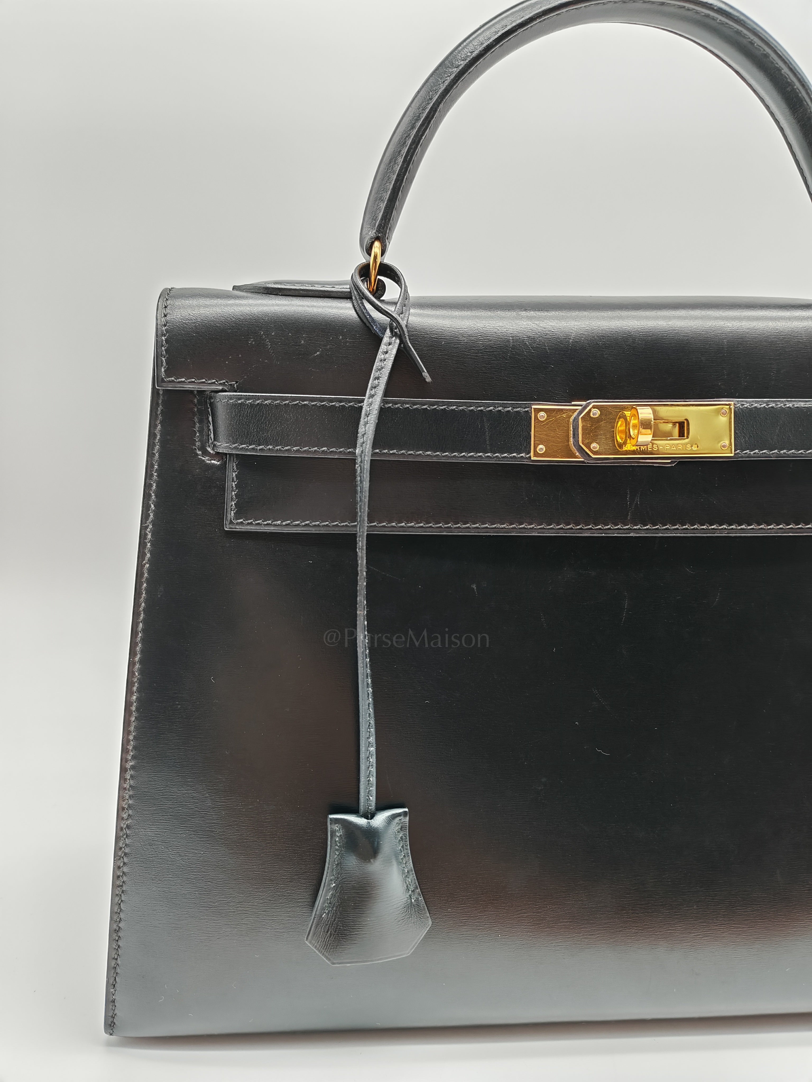 Vintage Kelly 32 Sellier Box Calfskin Leather in Gold Hardware Stamp S Circle(1989) | Purse Maison Luxury Bags Shop