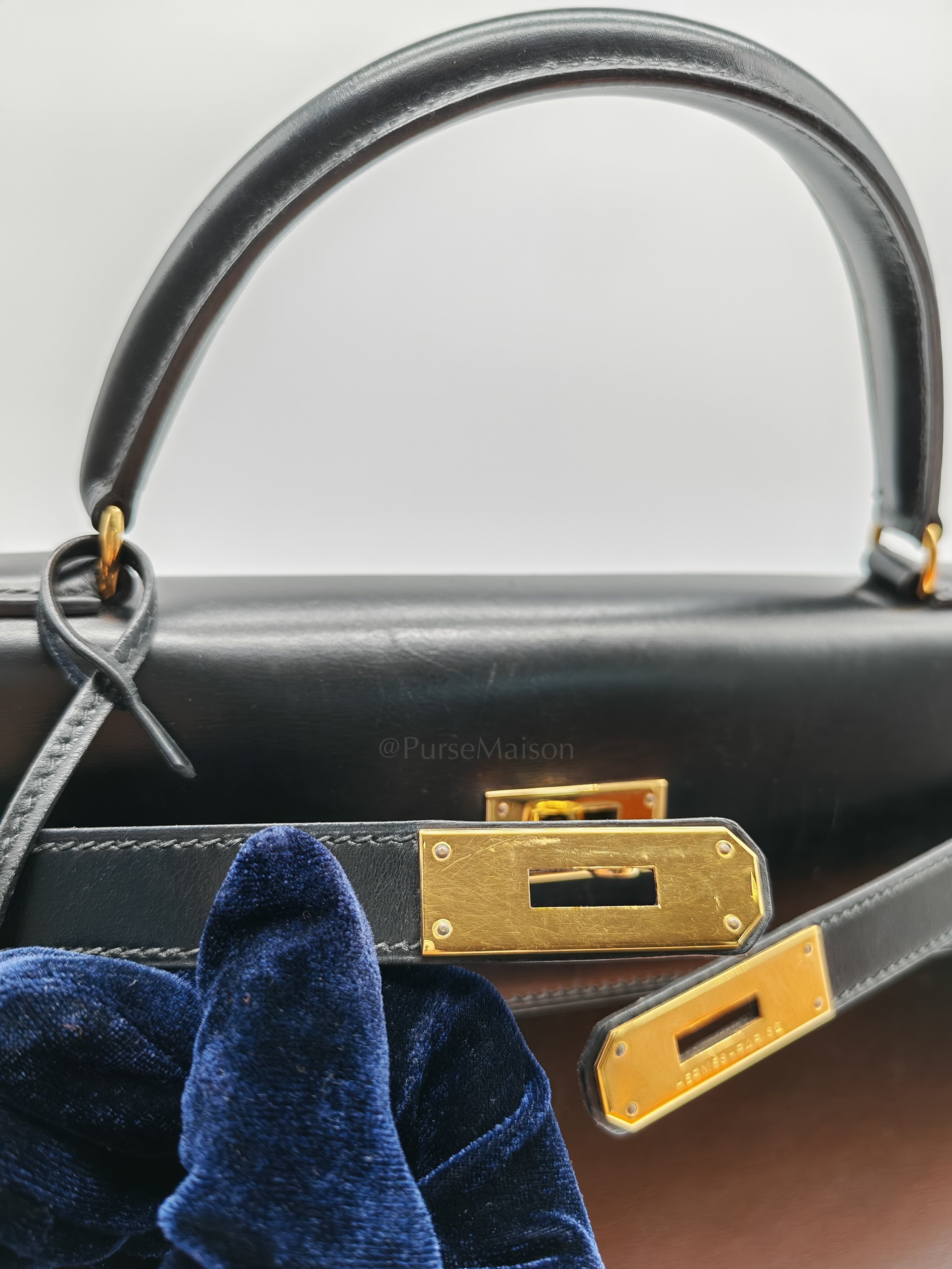 Vintage Kelly 32 Sellier Box Calfskin Leather in Gold Hardware Stamp S Circle(1989) | Purse Maison Luxury Bags Shop