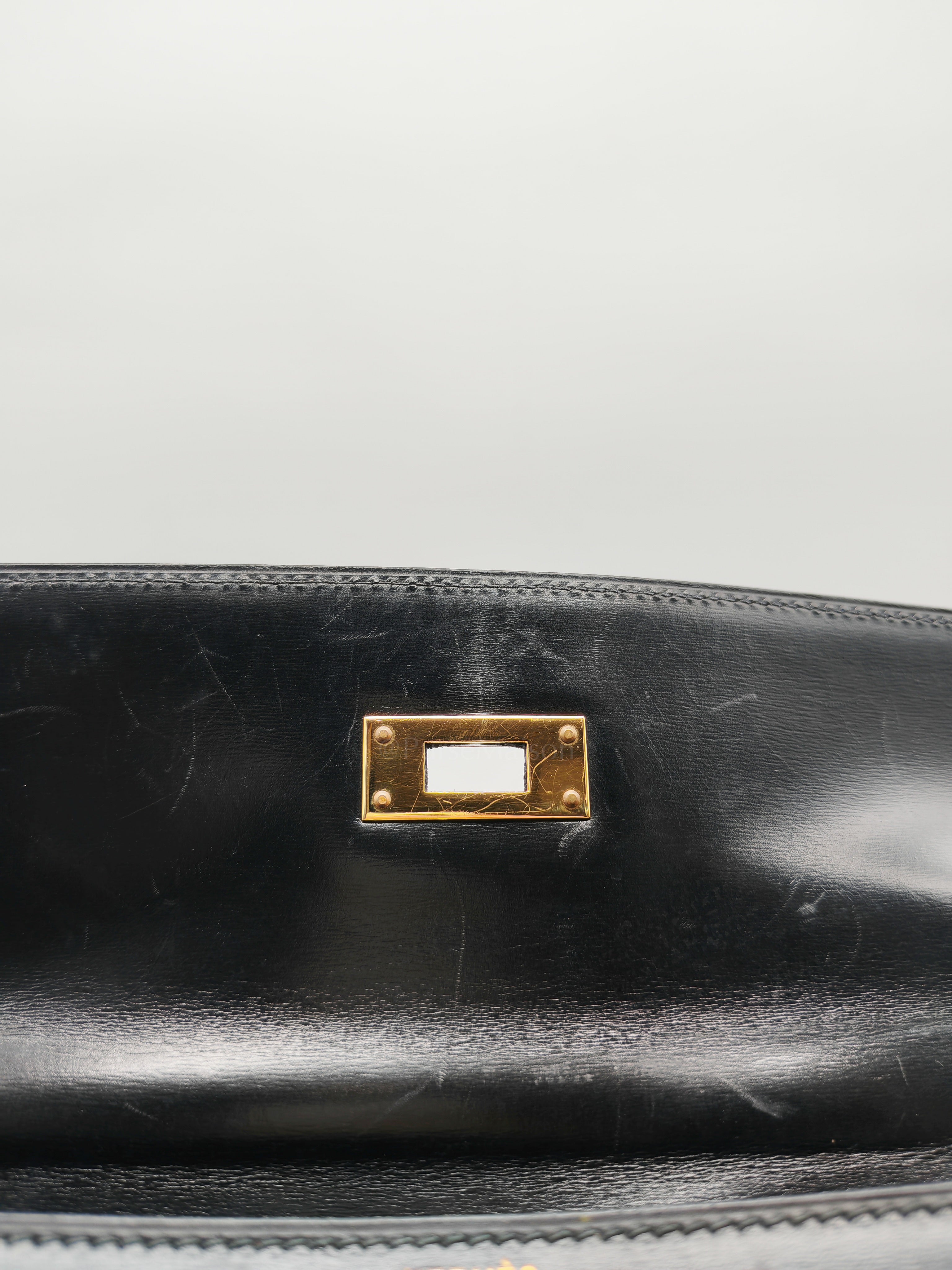 Vintage Kelly 32 Sellier Box Calfskin Leather in Gold Hardware Stamp S Circle(1989) | Purse Maison Luxury Bags Shop