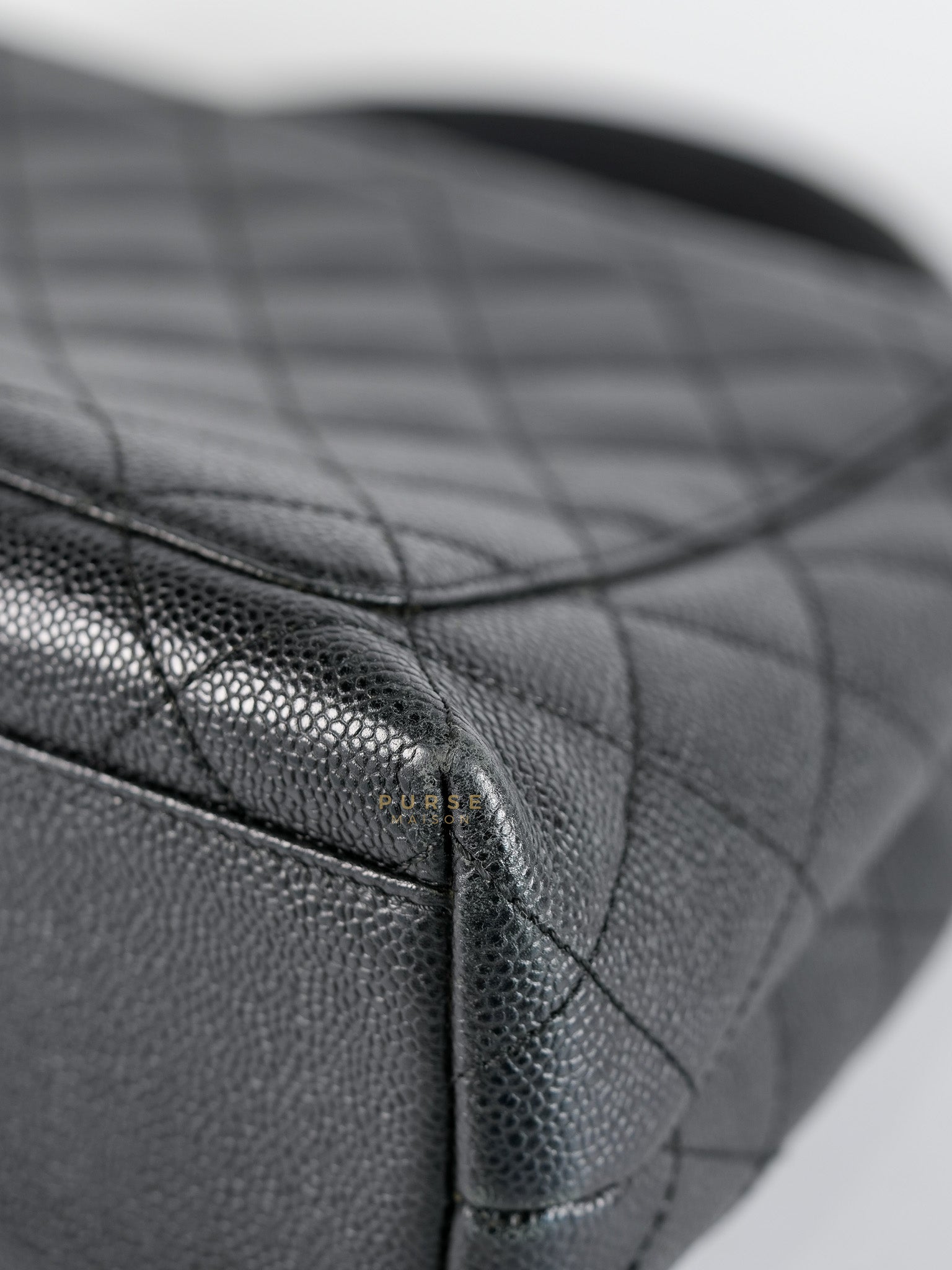 Vintage Classic Top Handle Bag Maxi in Black Quilted Caviar Leather Series 8 | Purse Maison Luxury Bags Shop