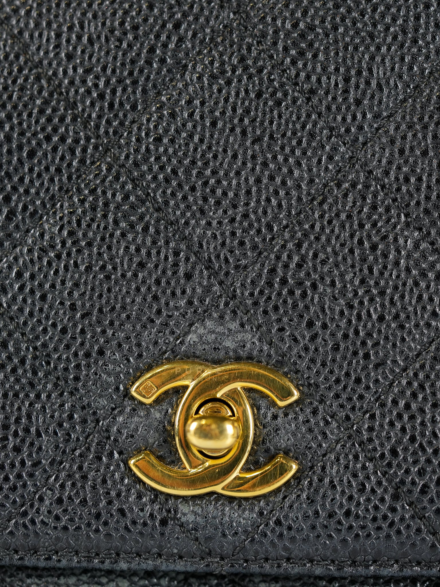 Vintage Classic Top Handle Bag Maxi in Black Quilted Caviar Leather Series 8 | Purse Maison Luxury Bags Shop