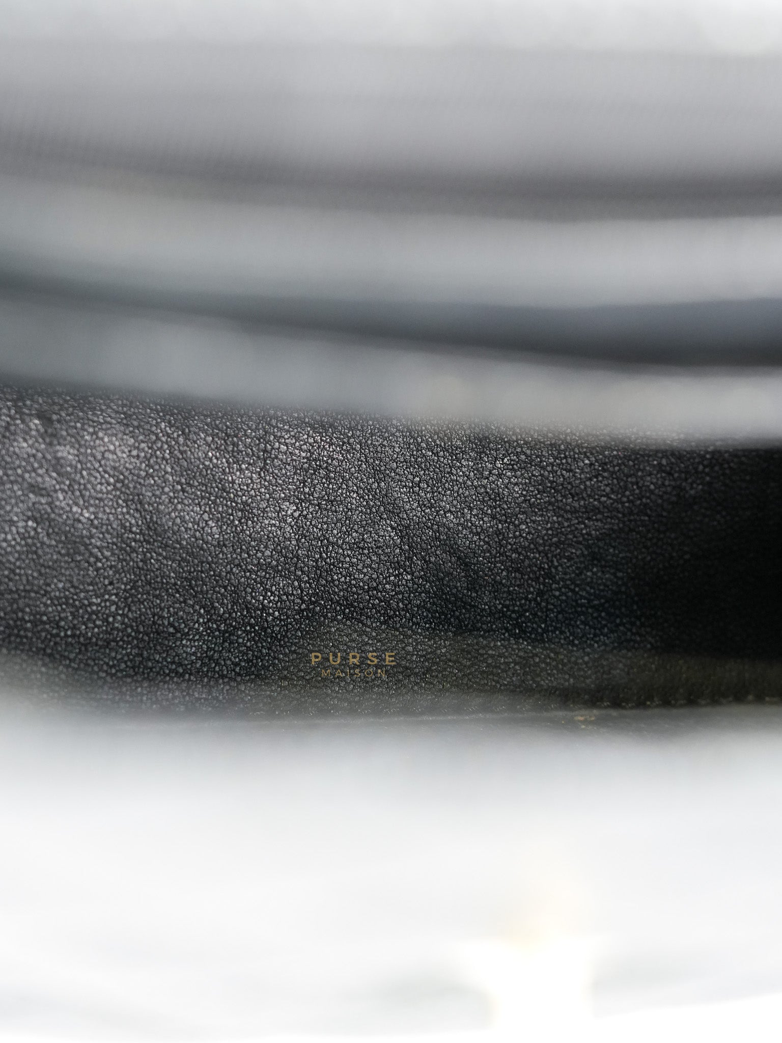 Vintage Classic Top Handle Bag Maxi in Black Quilted Caviar Leather Series 8 | Purse Maison Luxury Bags Shop