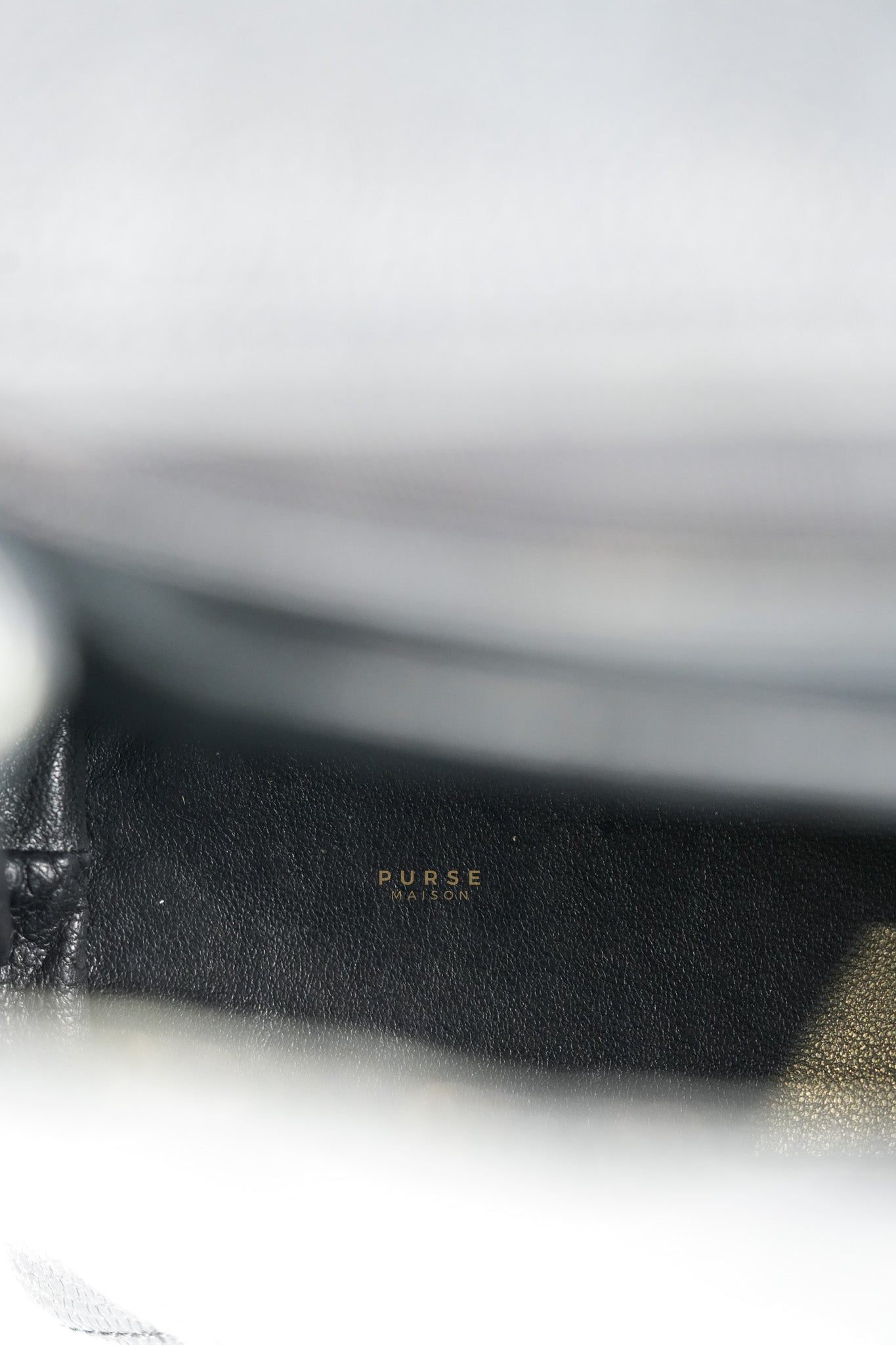 Vintage Classic Top Handle Bag Maxi in Black Quilted Caviar Leather Series 8 | Purse Maison Luxury Bags Shop