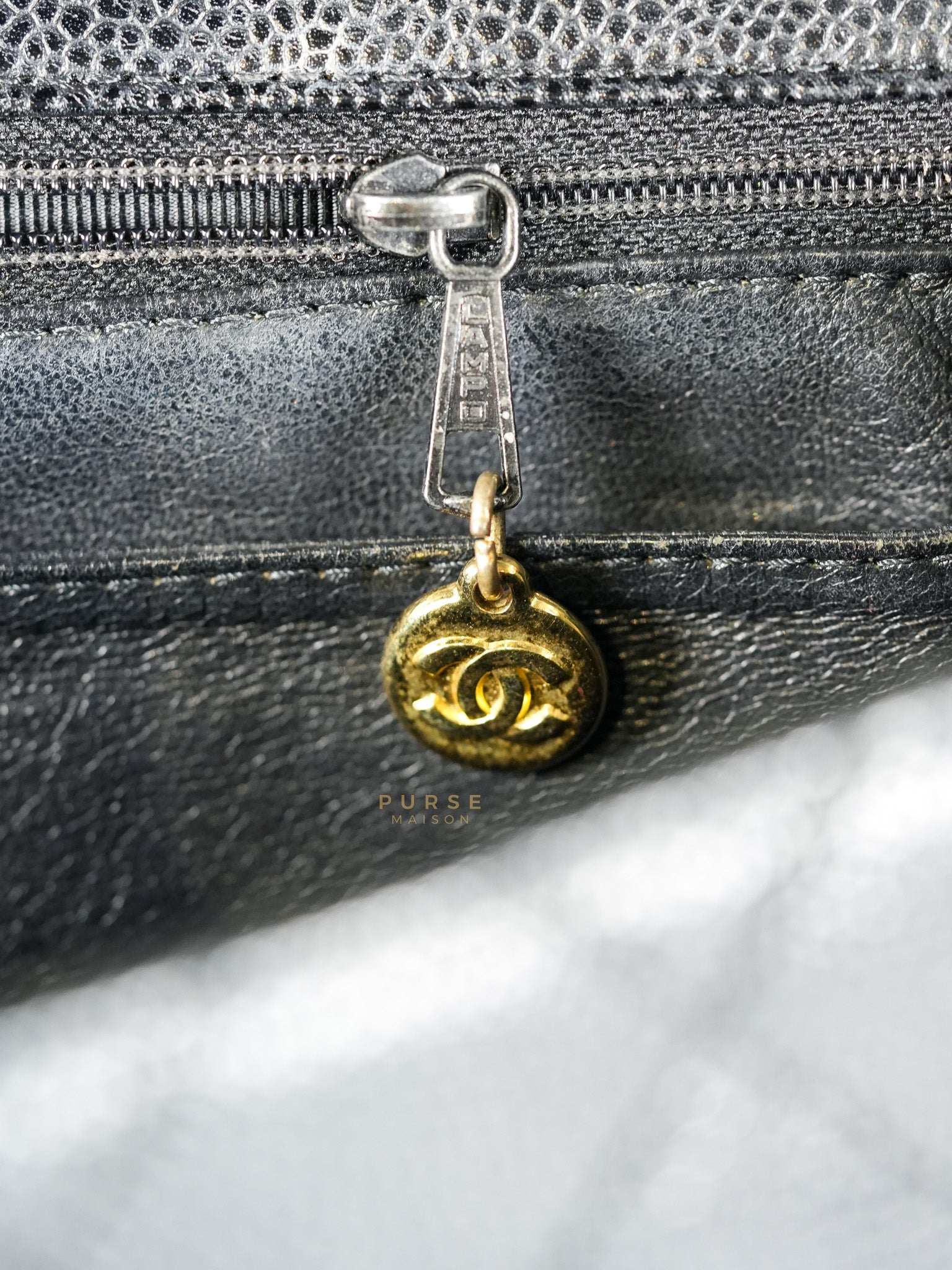 Vintage Classic Top Handle Bag Maxi in Black Quilted Caviar Leather Series 8 | Purse Maison Luxury Bags Shop