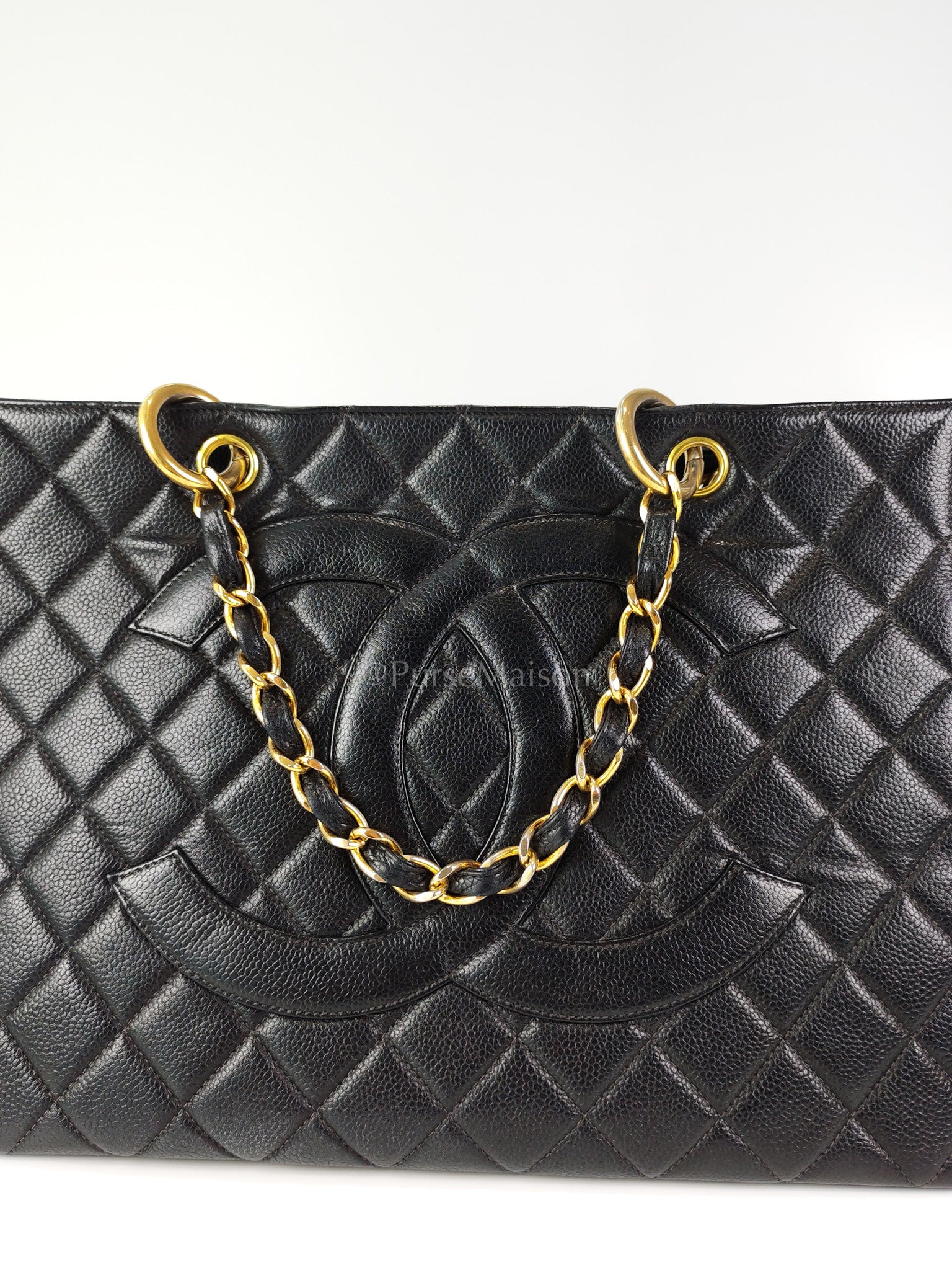 Vintage Tote Bag in Black Quilted Caviar Leather and Gold Hardware Series 4 | Purse Maison Luxury Bags Shop