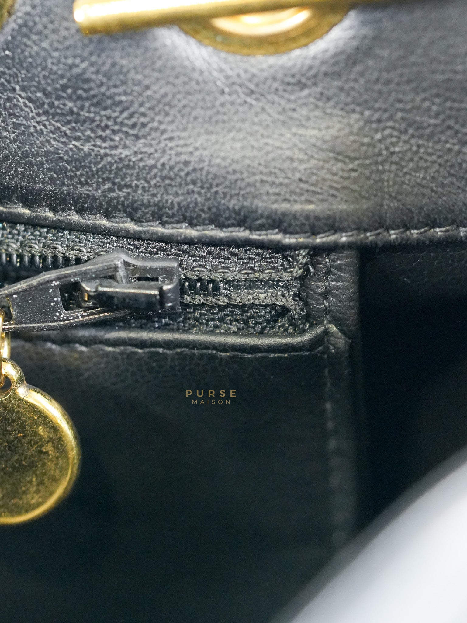 Vintage Tote Bag Medium in Black Quilted Lambskin Leather Series 25 | Purse Maison Luxury Bags Shop