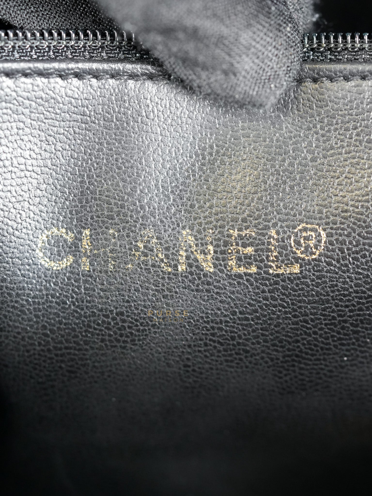 Vintage Tote Bag Medium in Black Quilted Lambskin Leather Series 25 | Purse Maison Luxury Bags Shop