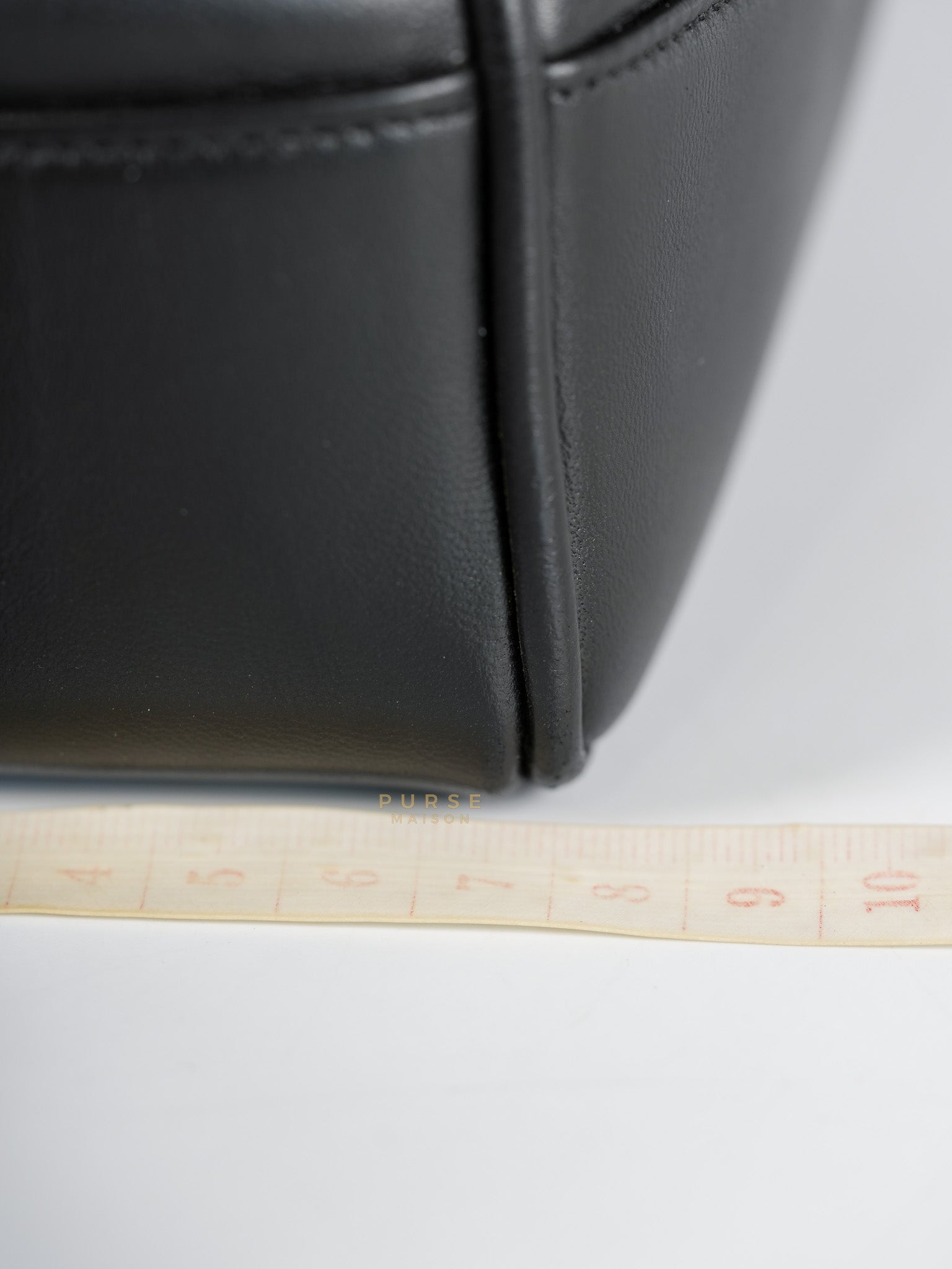 Vintage Tote Bag Medium in Black Quilted Lambskin Leather Series 25 | Purse Maison Luxury Bags Shop