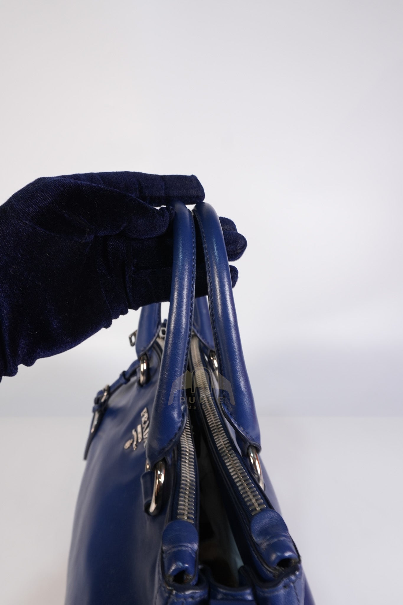 Vitello Daino Blue Soft Calf Leather Two-way Shoulder Bag | Purse Maison Luxury Bags Shop