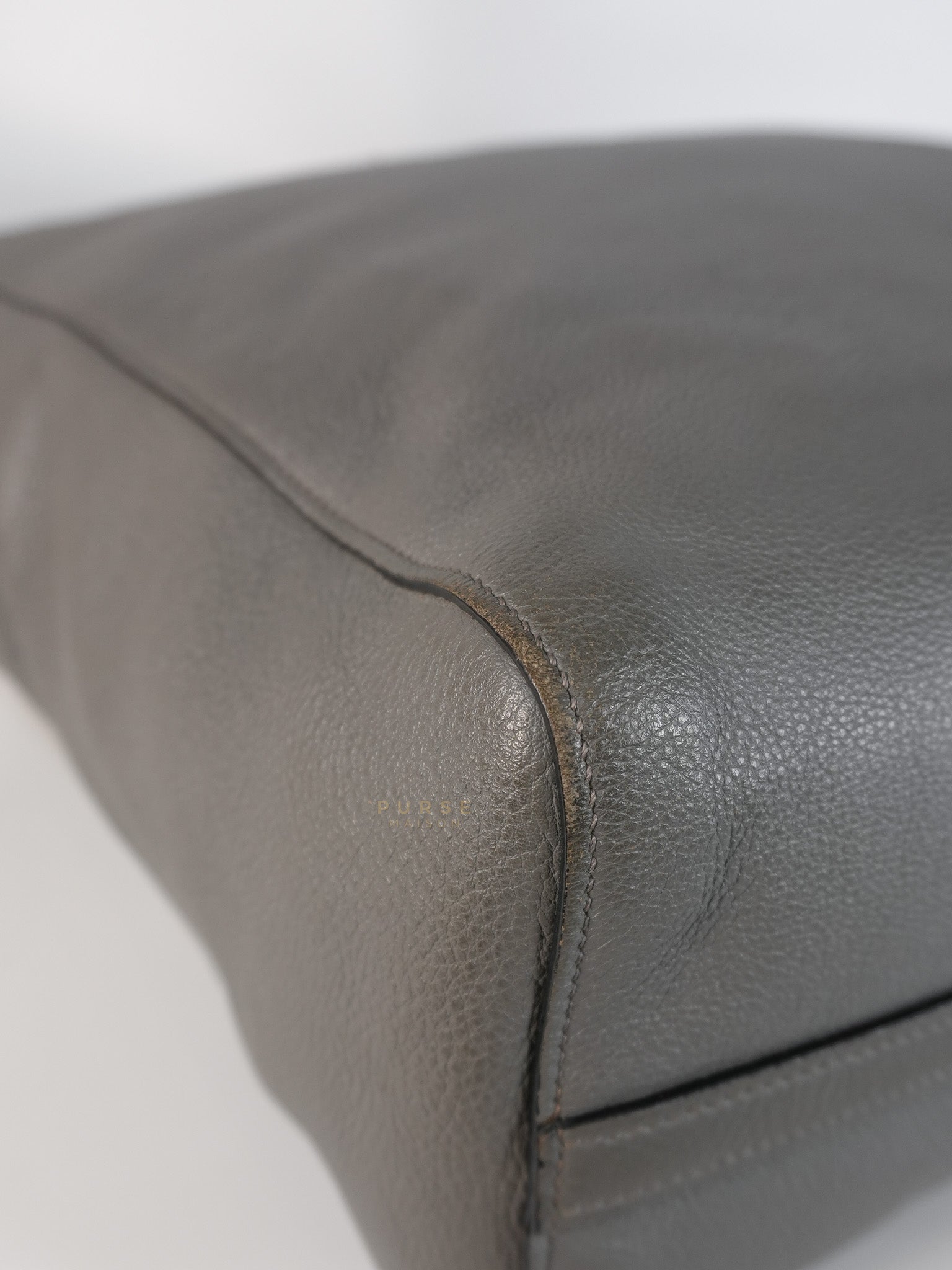 Vitello Daino Large Tote Bag in Clay Gray | Purse Maison Luxury Bags Shop