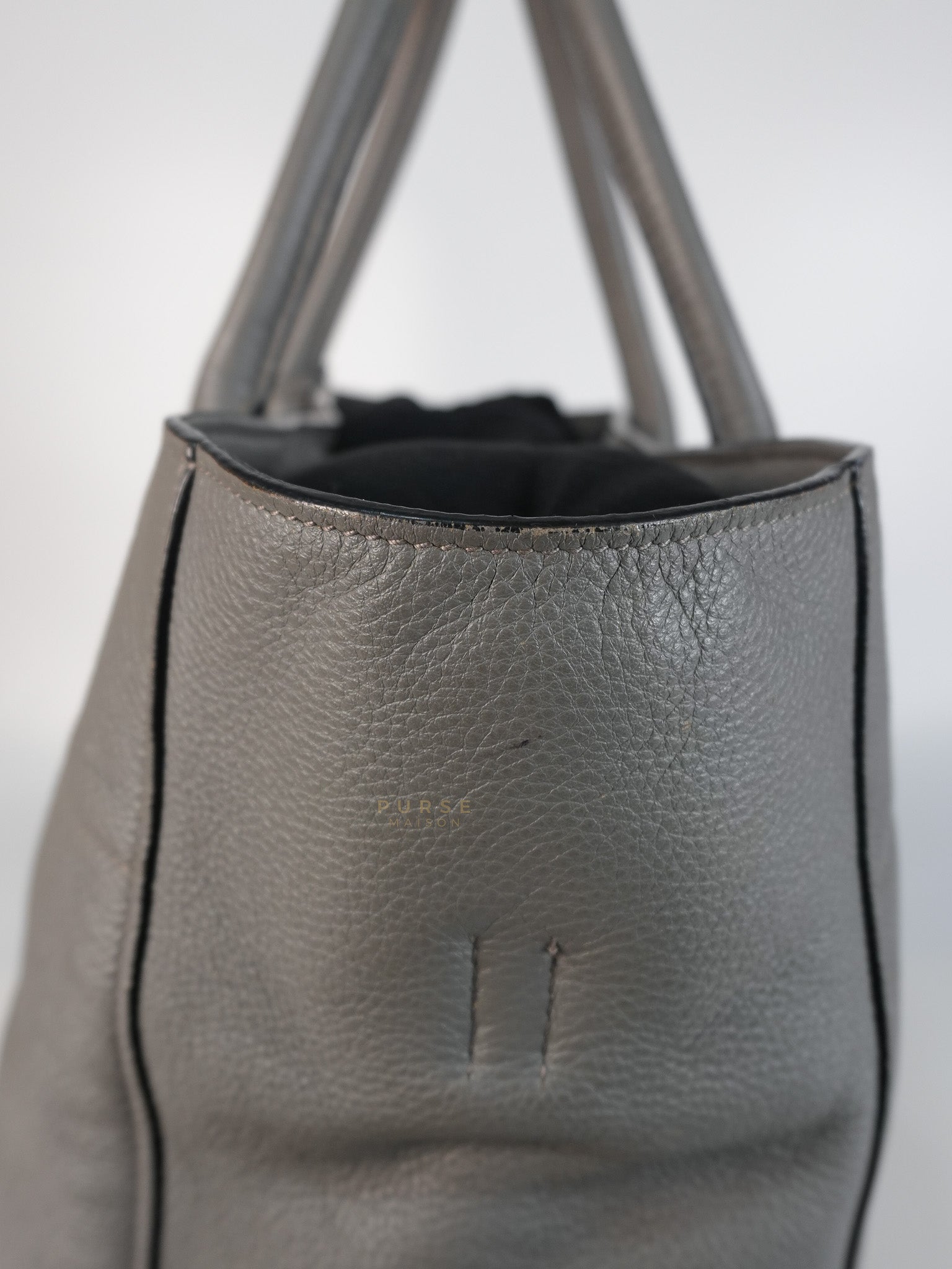Vitello Daino Large Tote Bag in Clay Gray | Purse Maison Luxury Bags Shop