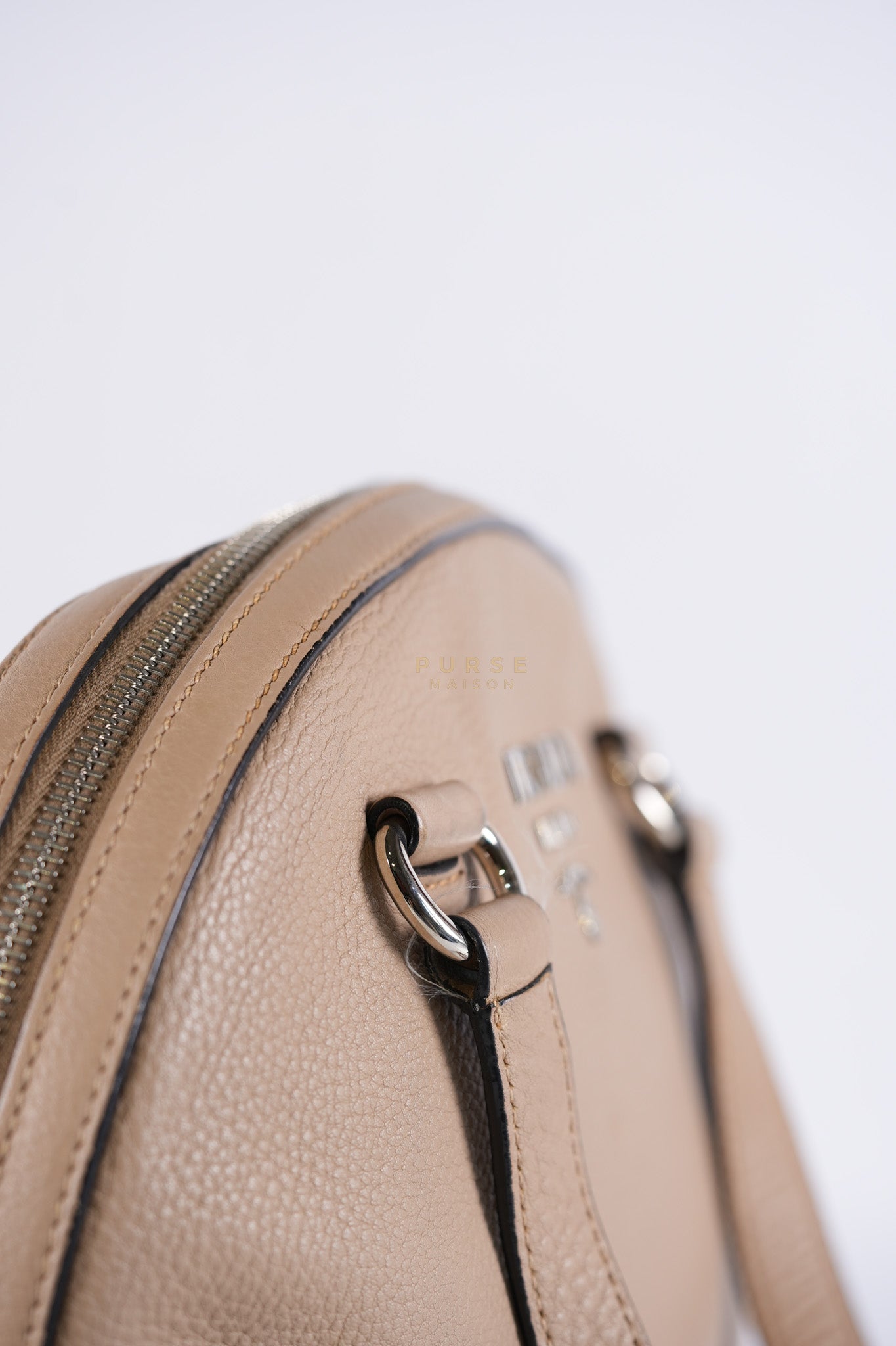 Vitello Daino Shoulder Bag in Dark Beige Leather | Purse Maison Luxury Bags Shop