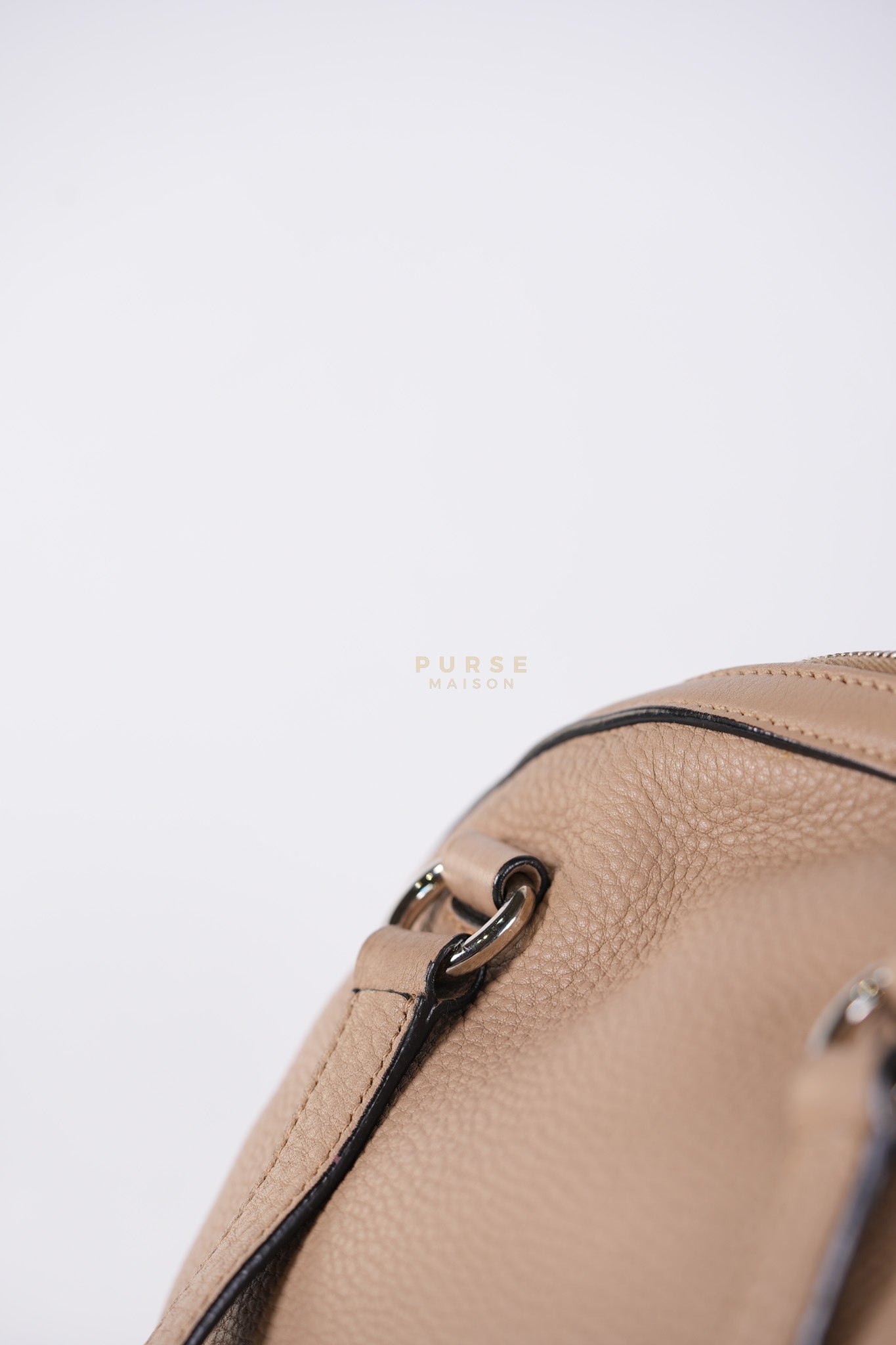 Vitello Daino Shoulder Bag in Dark Beige Leather | Purse Maison Luxury Bags Shop