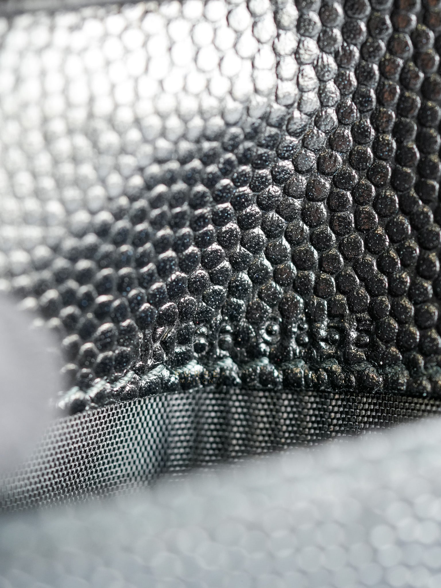 Vlogo Pebbled Calfskin Leather Card Holder in Nero | Purse Maison Luxury Bags Shop