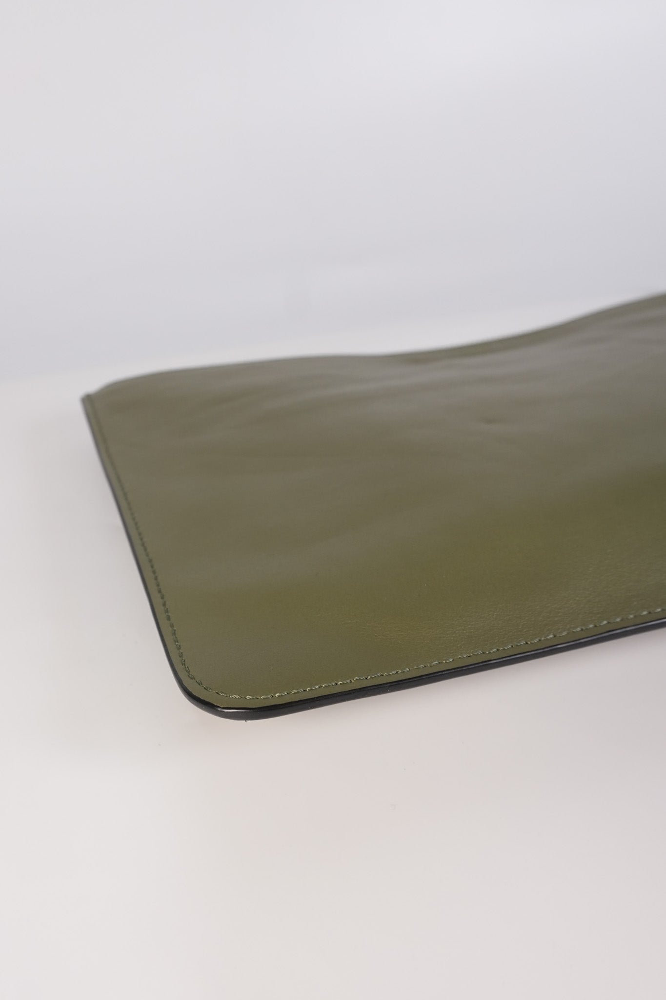 Vocabulary Fantastic Clutch Bag in Calfskin Leather | Purse Maison Luxury Bags Shop