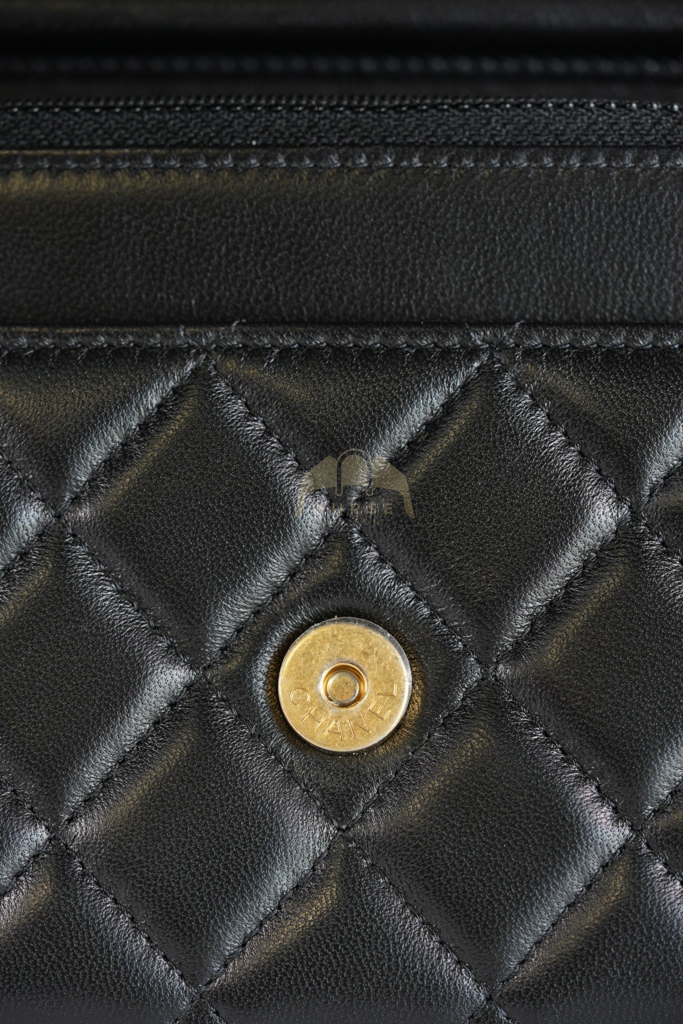 Wallet On Chain Coco Clips (WOC) Quilted Lambskin Leather and Mixed Hardware (Microchip) | Purse Maison Luxury Bags Shop