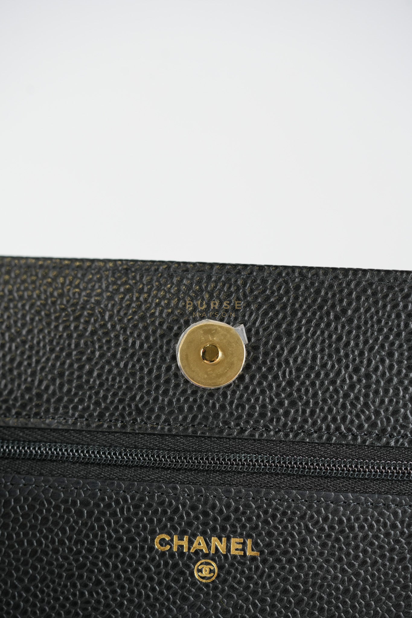 Wallet On Chain in Black Caviar Leather Gold Hardware (Microchip) | Purse Maison Luxury Bags Shop