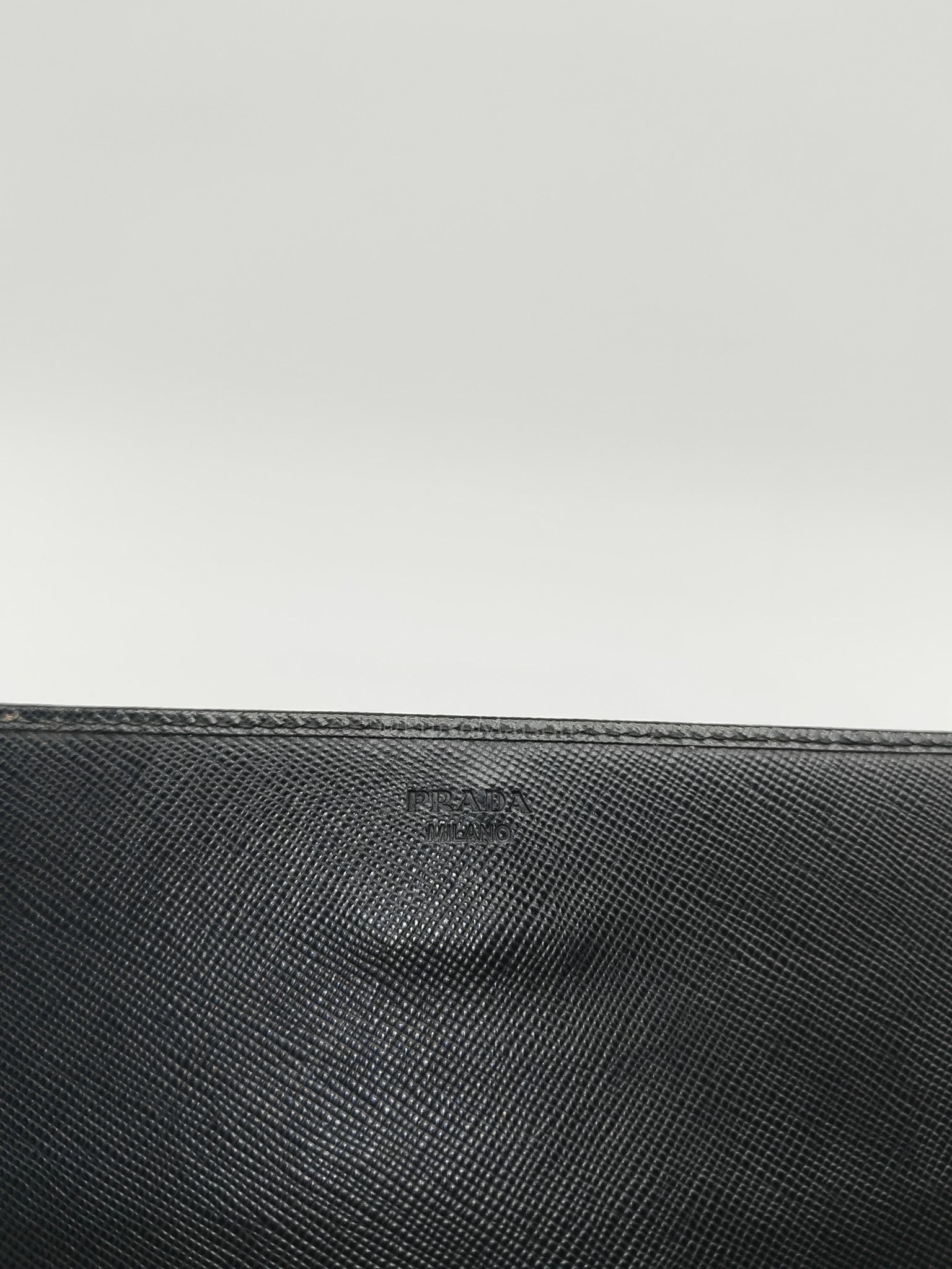 Wallet On Chain in Black Saffiano Leather & Gold Hardware | Purse Maison Luxury Bags Shop