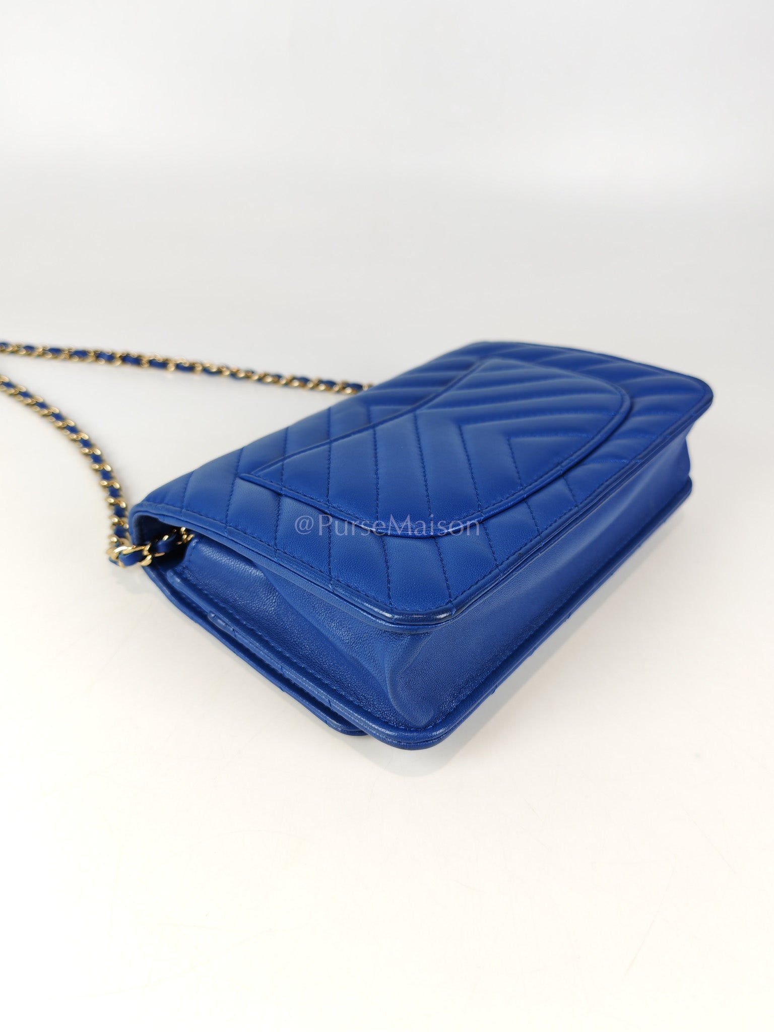 Wallet On Chain in Blue Chevron Lambskin Leather and Light Gold Hardware (Series 27) | Purse Maison Luxury Bags Shop