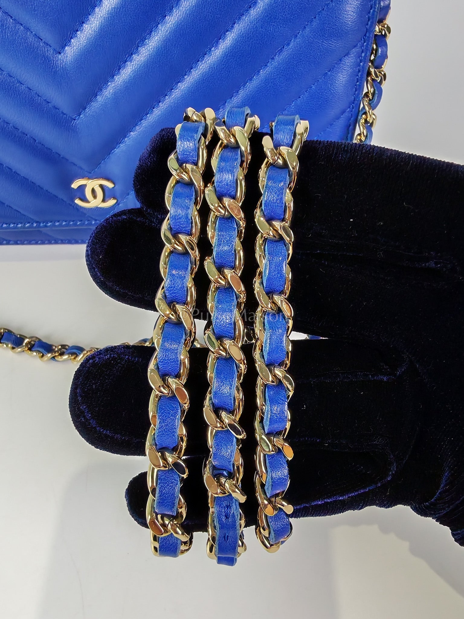 Wallet On Chain in Blue Chevron Lambskin Leather and Light Gold Hardware (Series 27) | Purse Maison Luxury Bags Shop