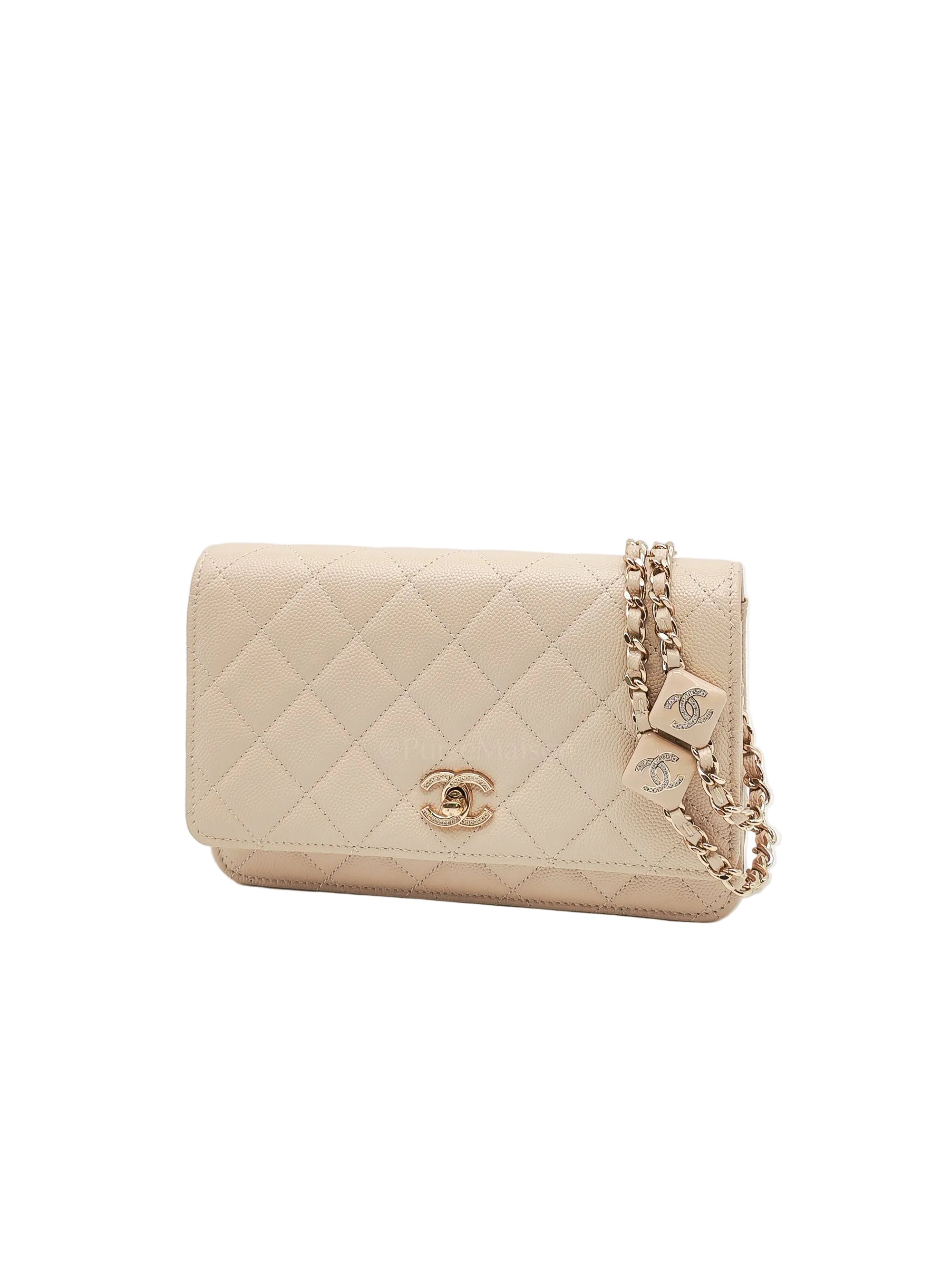 Wallet on Chain in Light Beige Quilted Caviar Leather & Light Gold Hardware Microchip | Purse Maison Luxury Bags Shop