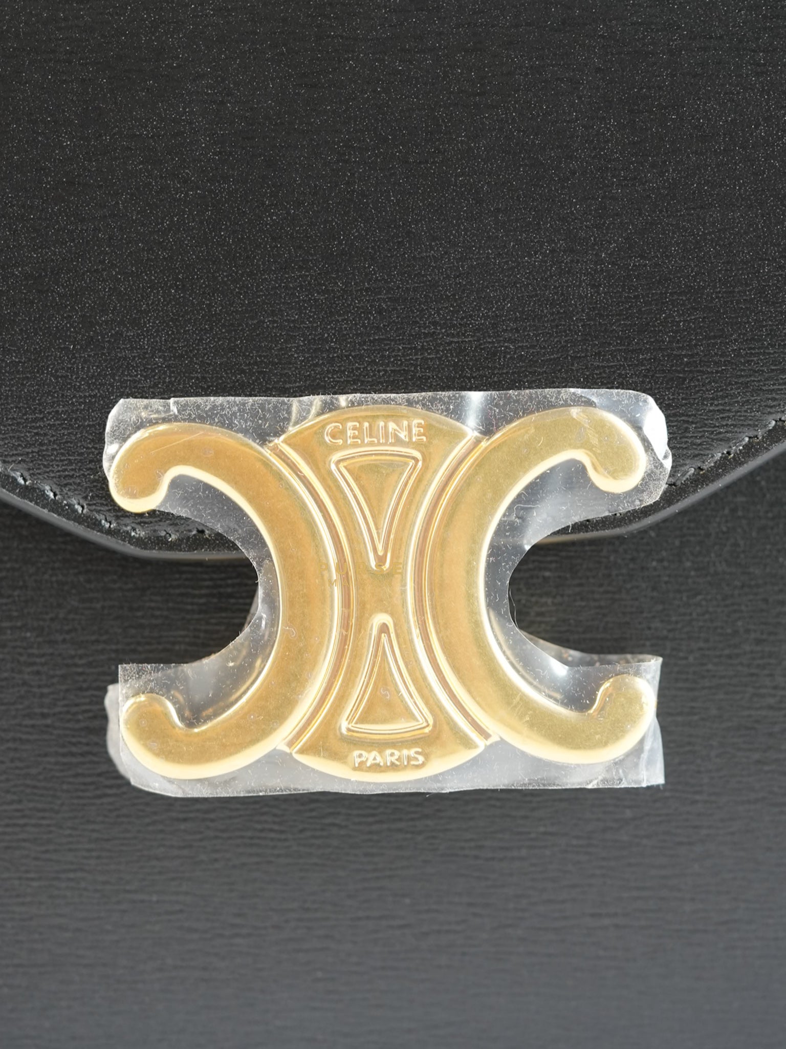 Wallet On Chain Margo Black in Smooth Leather | Purse Maison Luxury Bags Shop