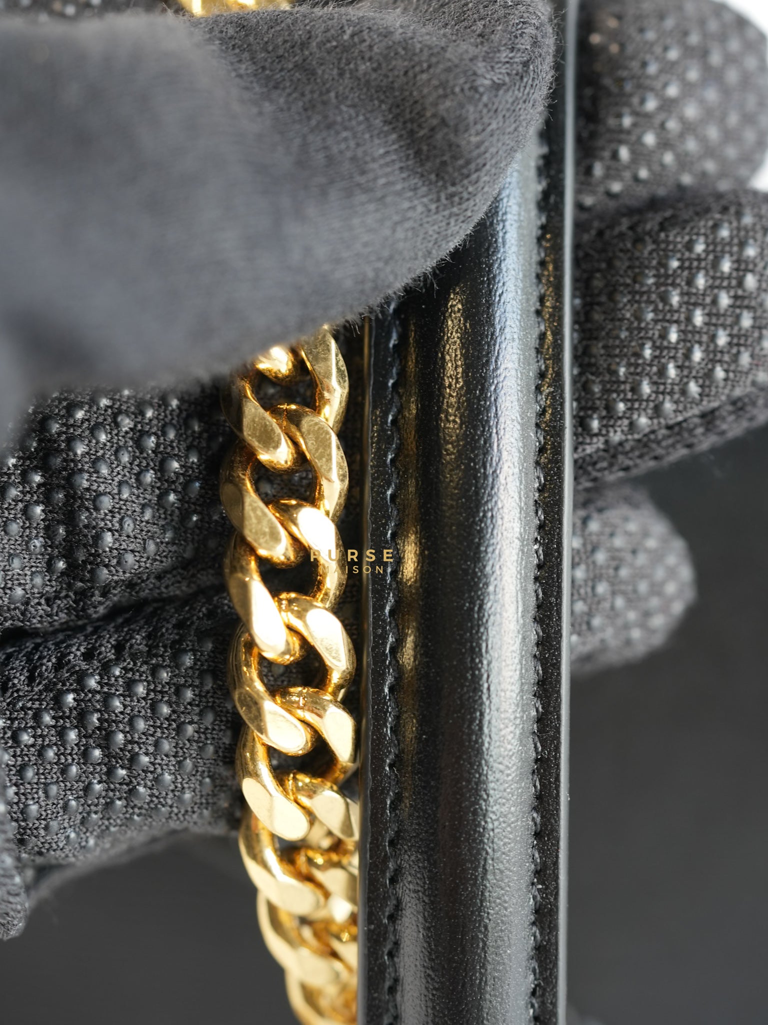 Wallet On Chain Margo Black in Smooth Leather | Purse Maison Luxury Bags Shop