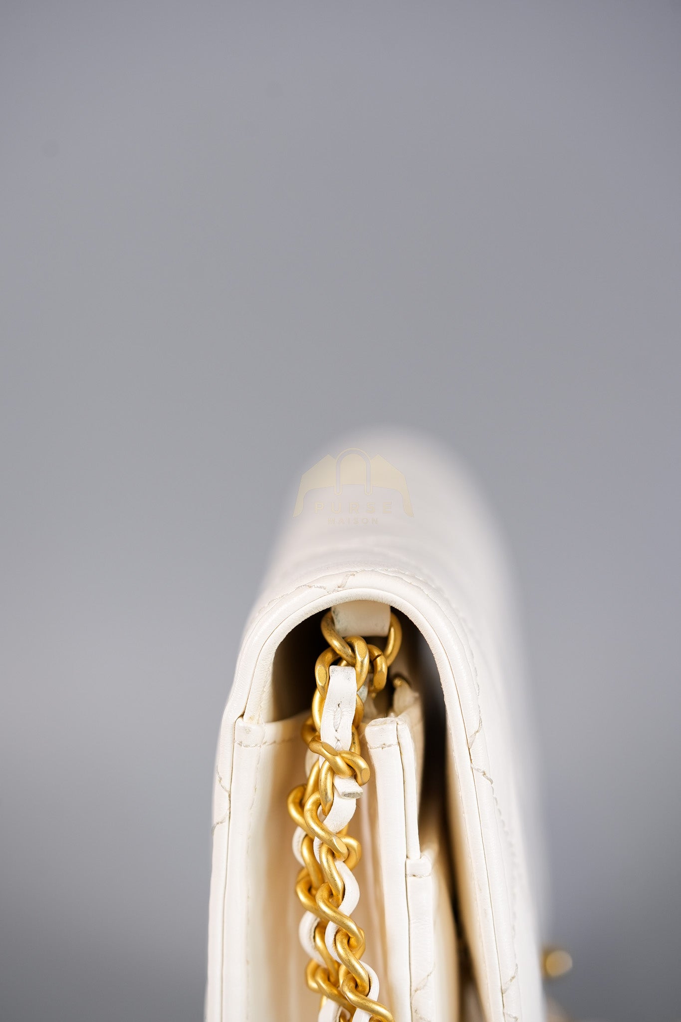 Wallet On Chain (WOC) Double Chain in White Lambskin Leather and Aged Gold Hardware (Microchip) | Purse Maison Luxury Bags Shop