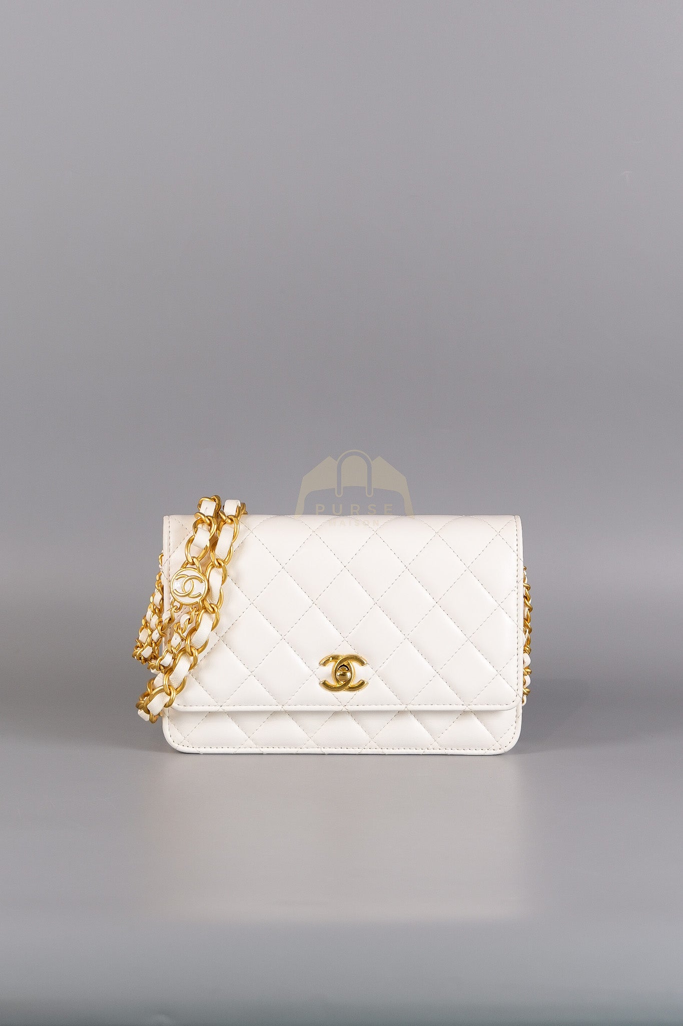 Wallet On Chain (WOC) Double Chain in White Lambskin Leather and Aged Gold Hardware (Microchip) | Purse Maison Luxury Bags Shop