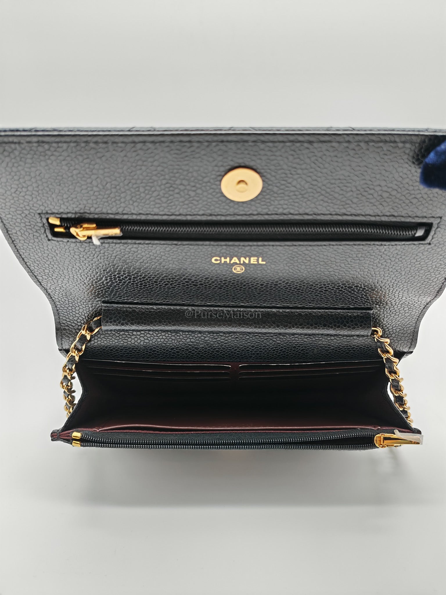 Wallet On Chain (WOC) in Black Caviar Leather and Gold Hardware (Microchip) | Purse Maison Luxury Bags Shop