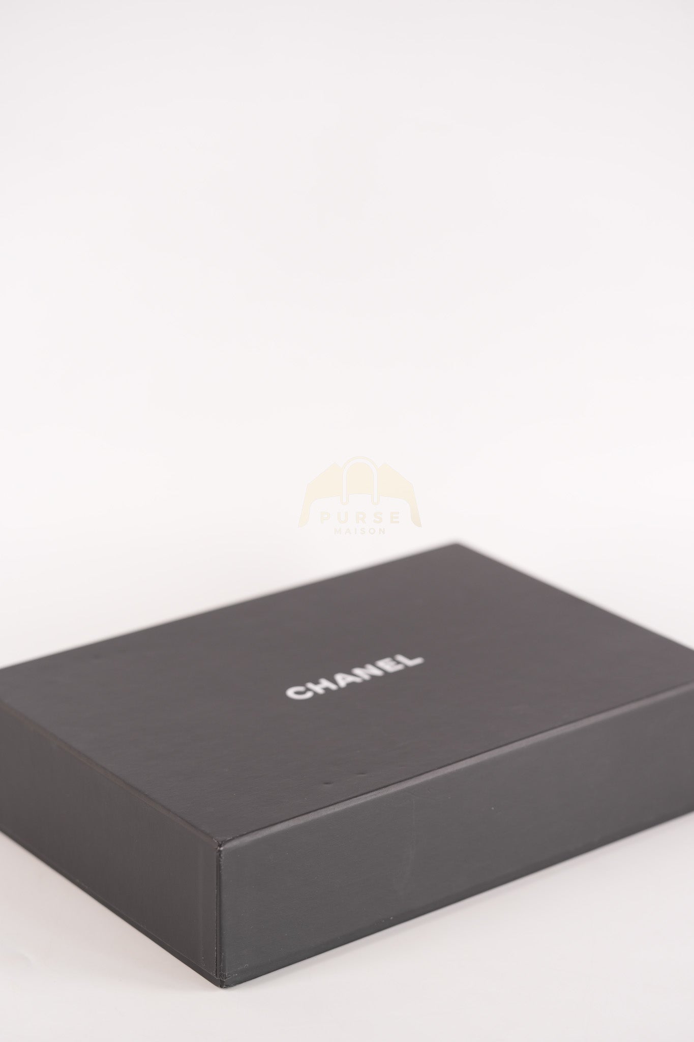 Wallet on Chain (WOC) in Black Caviar Leather & Gold Hardware Microchip | Purse Maison Luxury Bags Shop