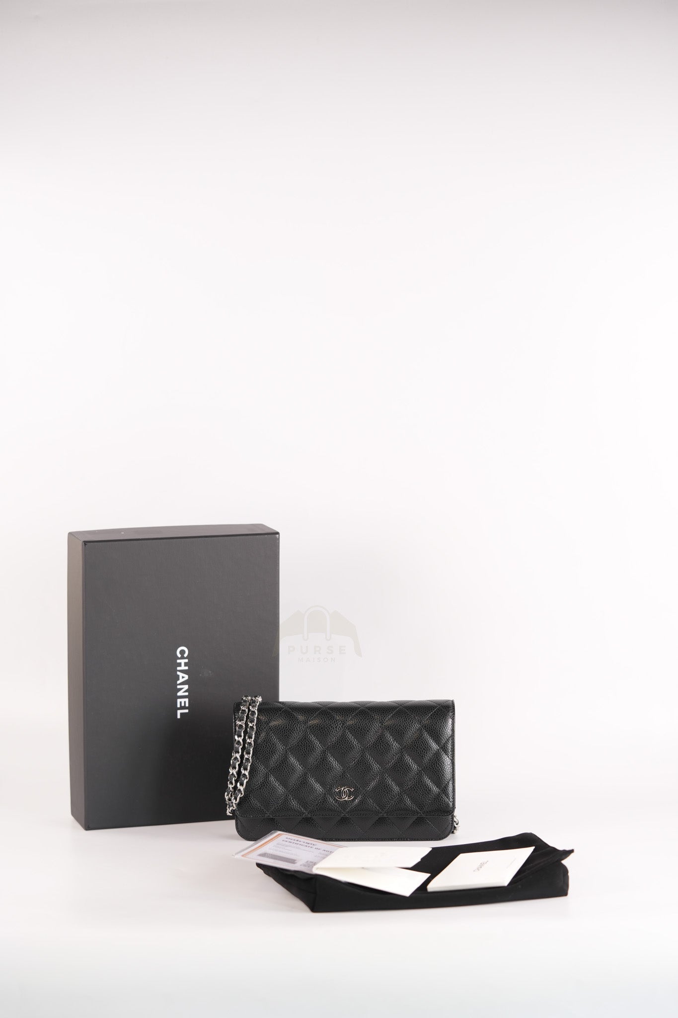 Wallet On Chain (WOC) in Quilted Caviar Leather and Silver Hardware (Microchip) | Purse Maison Luxury Bags Shop