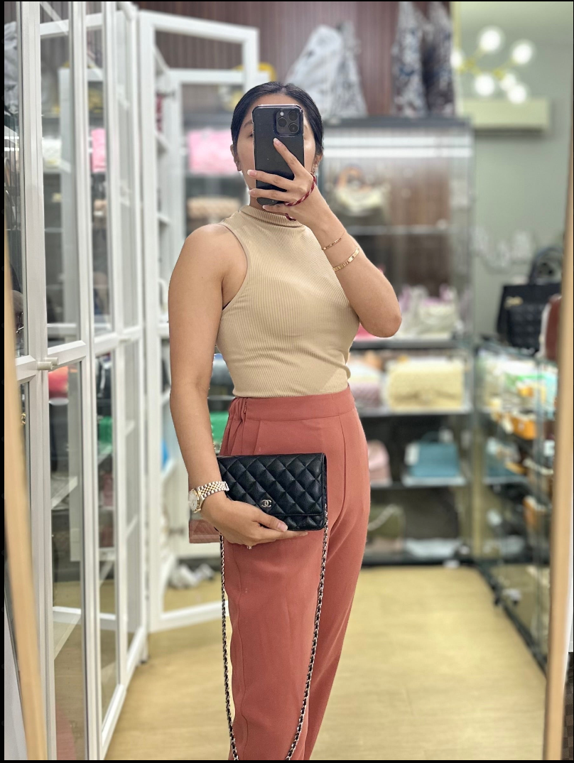 Wallet on Chain in Black Quilted Caviar Leather & Silver Hardware (Microchip) | Purse Maison Luxury Bags Shop