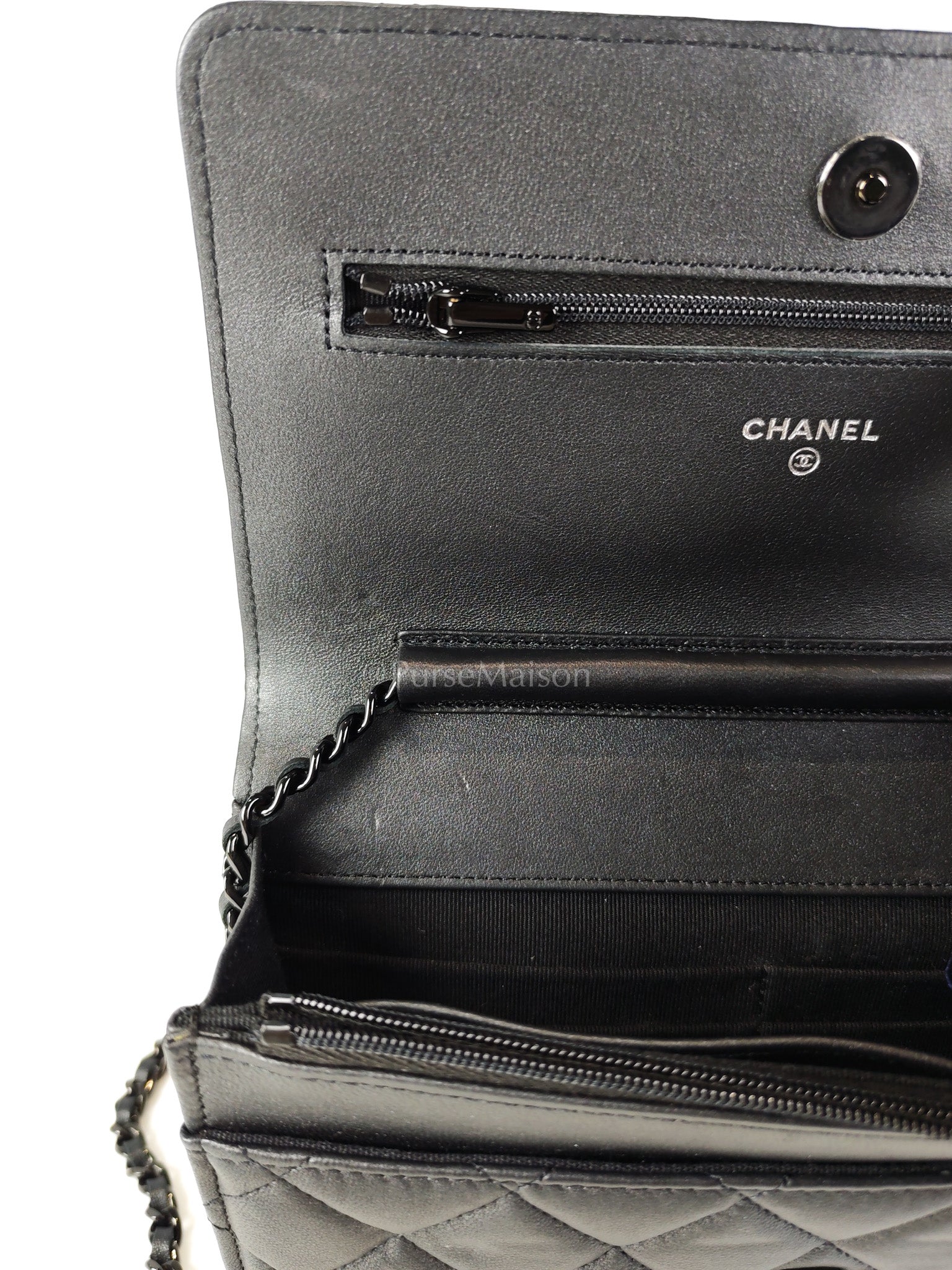 Wallet On Chain (WOC) So Black in Iridescent Lambskin Leather (Microchip) | Purse Maison Luxury Bags Shop