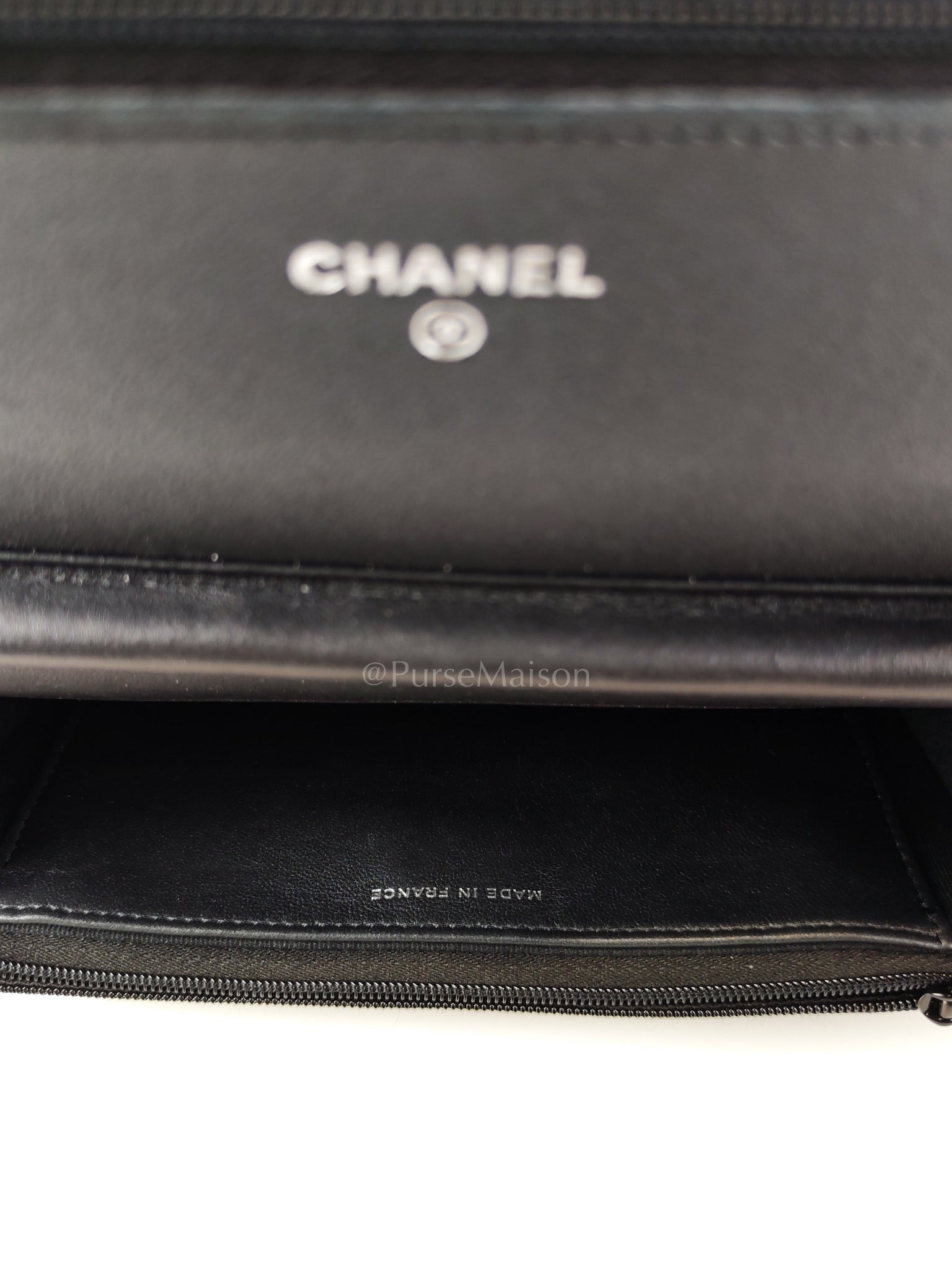 Wallet On Chain (WOC) So Black in Iridescent Lambskin Leather (Microchip) | Purse Maison Luxury Bags Shop