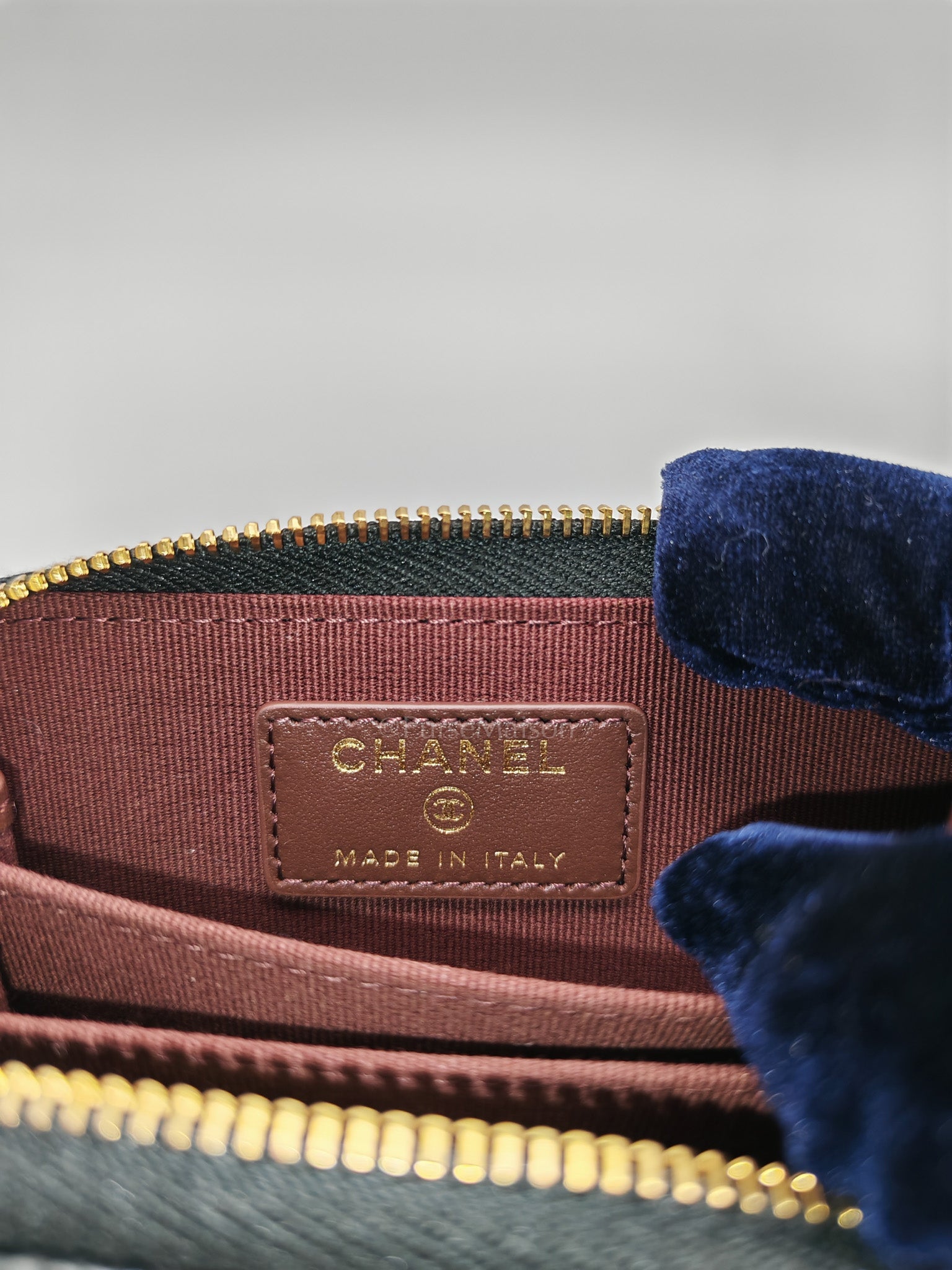 Zipped Card Holder in Black Caviar Leather & Gold Hardware Microchip