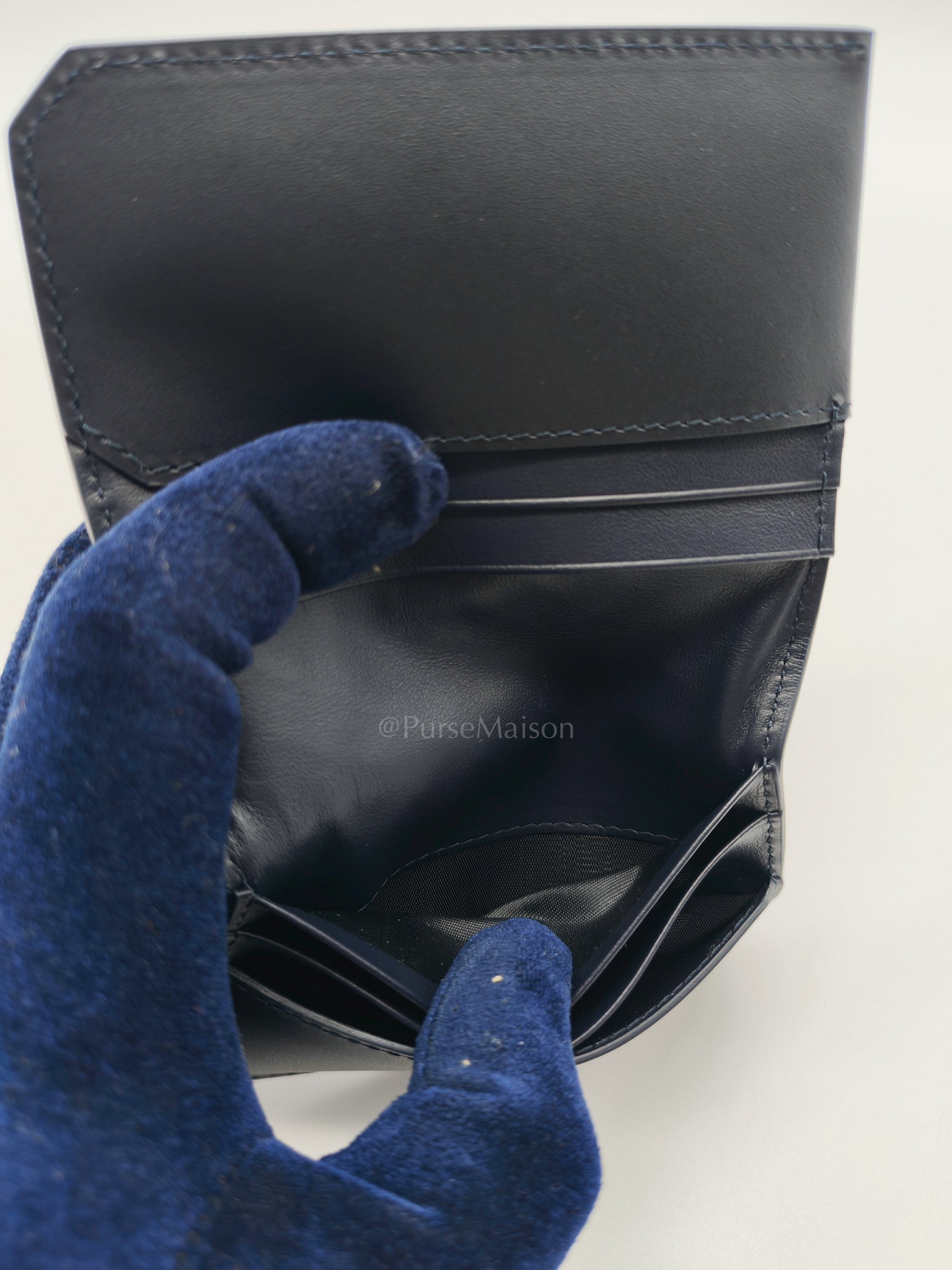 Intercciato Piccolo Bi-fold Wallet in Navy Blue Woven Leather