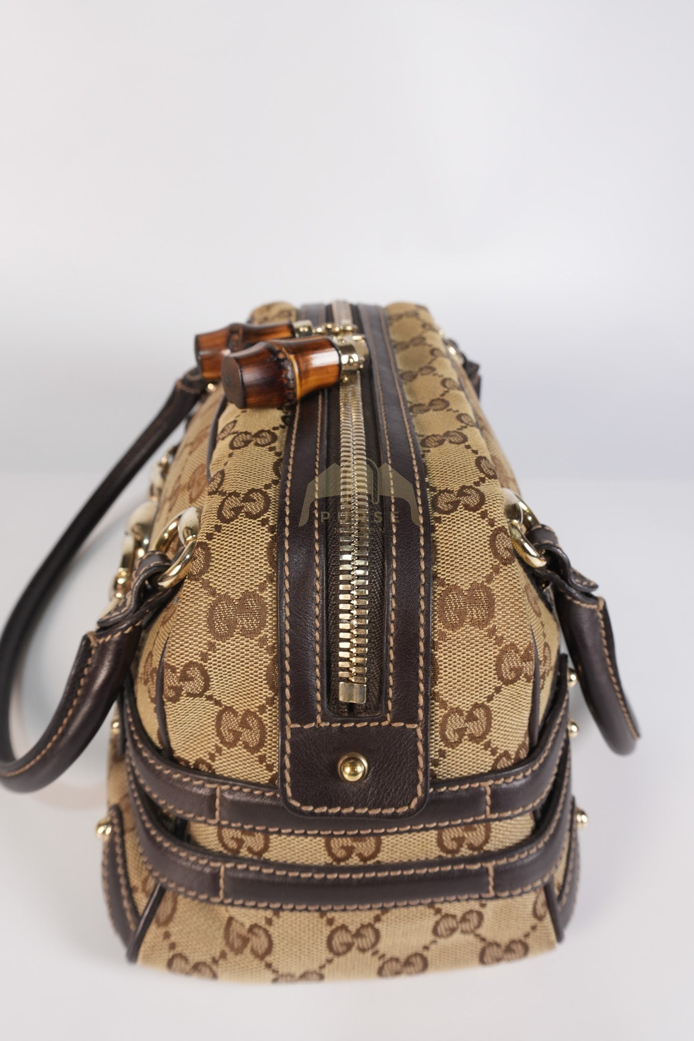 Wave Boston Medium in Beige/Ebony GG Canvas | Purse Maison Luxury Bags Shop