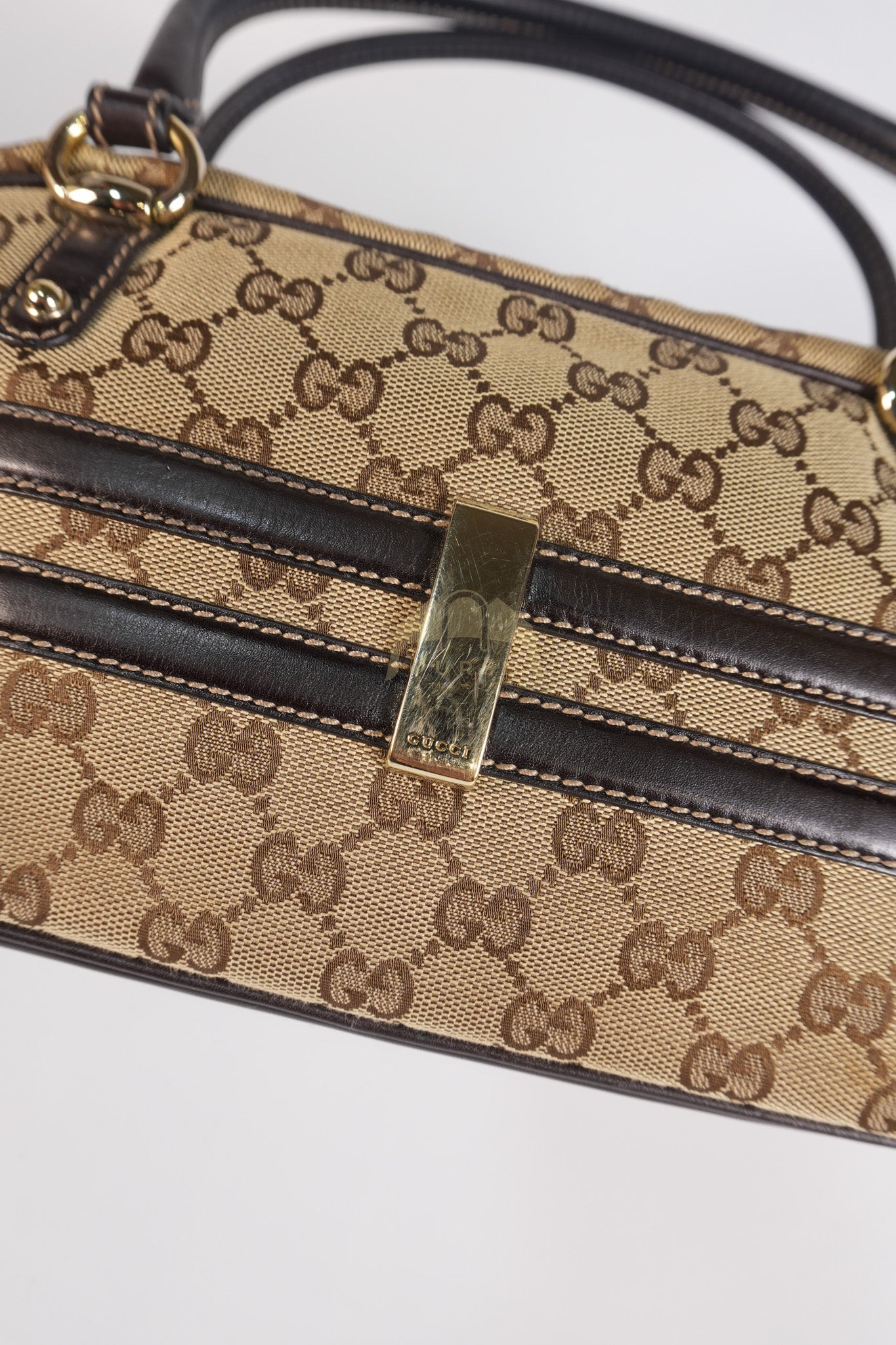 Wave Boston Medium in Beige/Ebony GG Canvas | Purse Maison Luxury Bags Shop