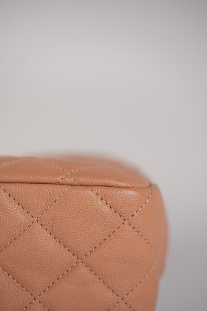 Wavy Small Hobo Caramel Caviar Leather in Aged Gold Hardware (Microchip) | Purse Maison Luxury Bags Shop