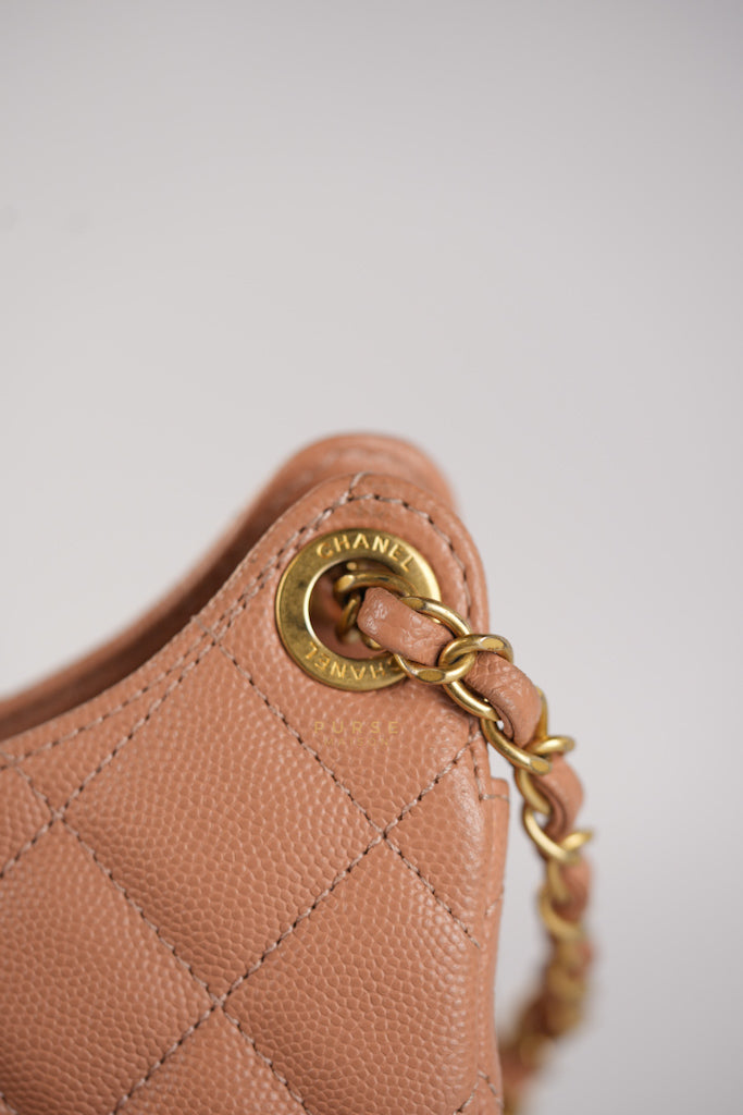 Wavy Small Hobo Caramel Caviar Leather in Aged Gold Hardware (Microchip) | Purse Maison Luxury Bags Shop