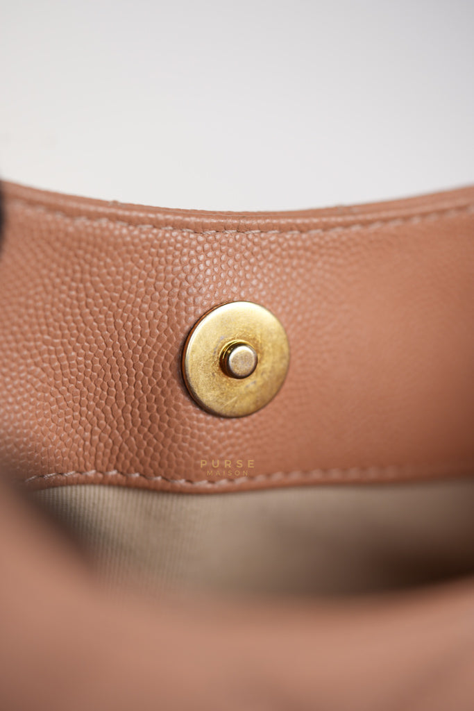 Wavy Small Hobo Caramel Caviar Leather in Aged Gold Hardware (Microchip) | Purse Maison Luxury Bags Shop